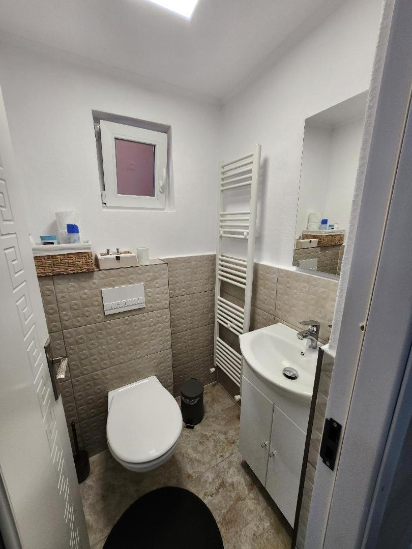 Two-Bedroom Apartment - Photo 16