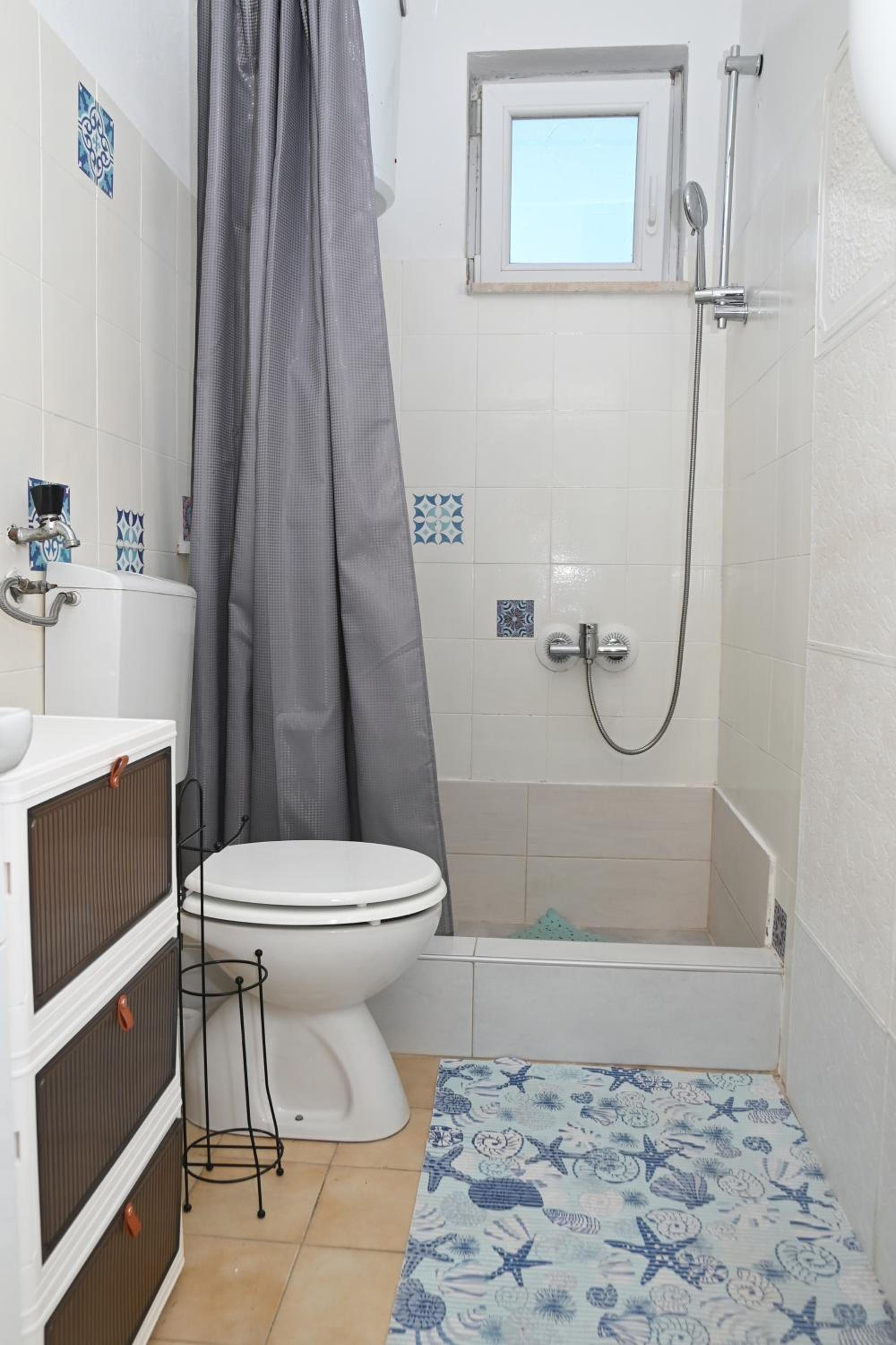Apartment - Ground Floor - Photo 11