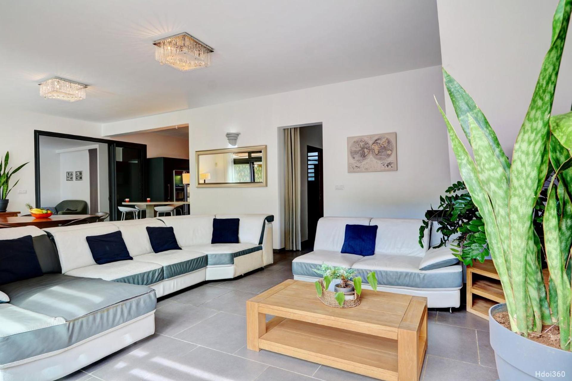 Villa with Private Pool photo 2