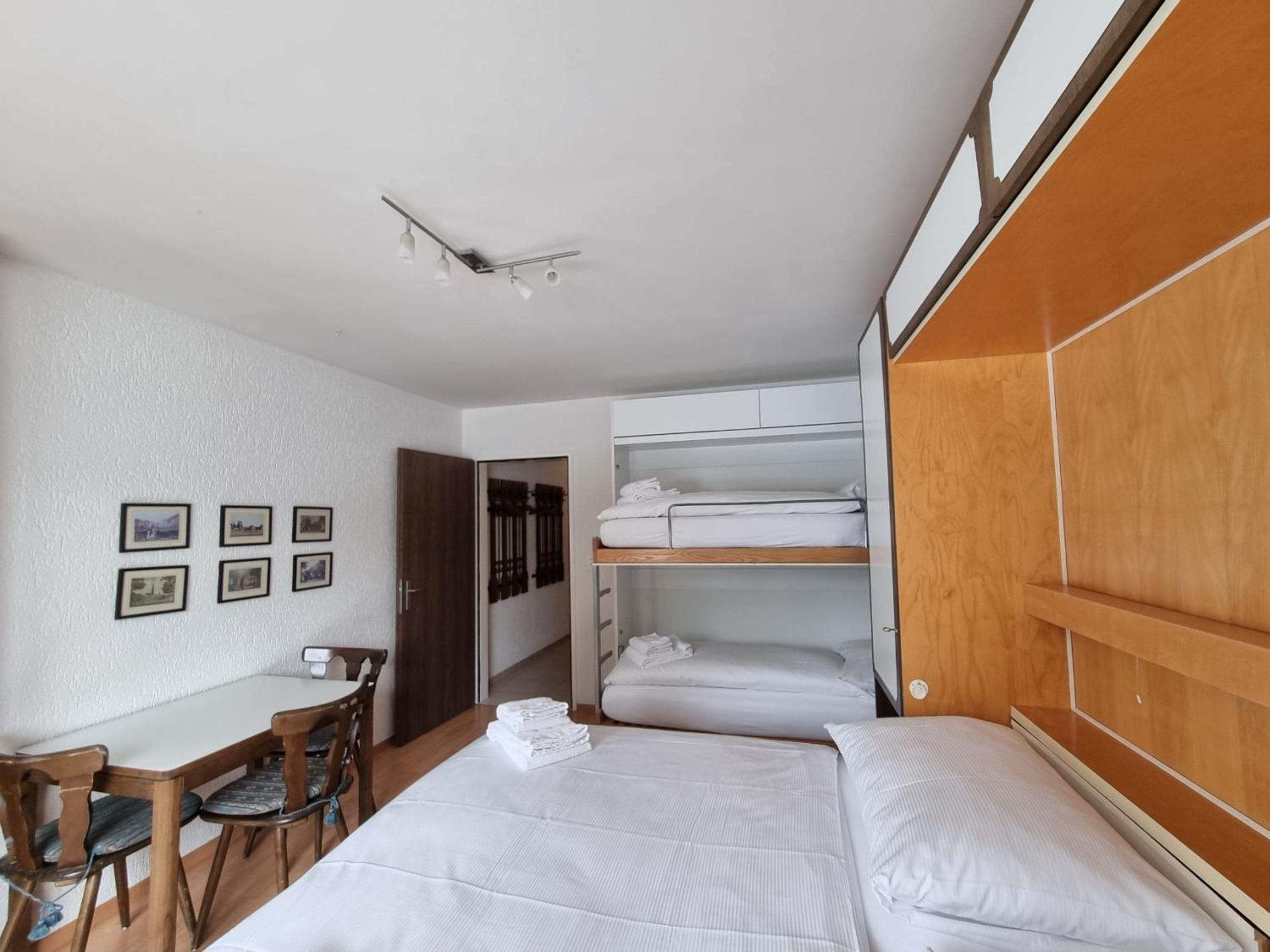 Apartment with Balcony photo 1
