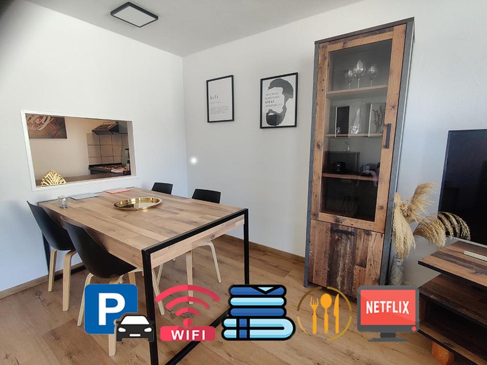 One-Bedroom Apartment photo 3