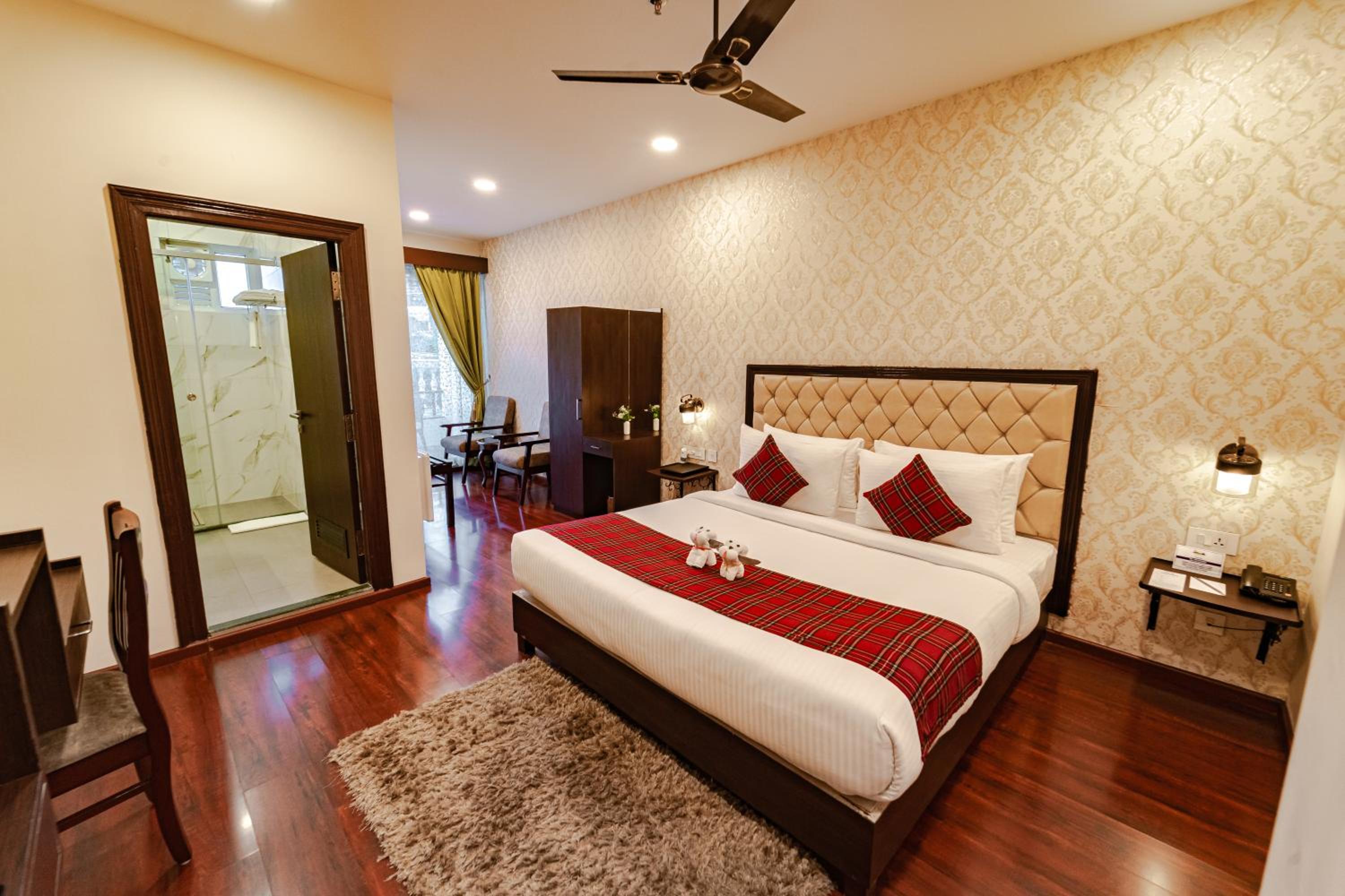 Double Room - Photo 2