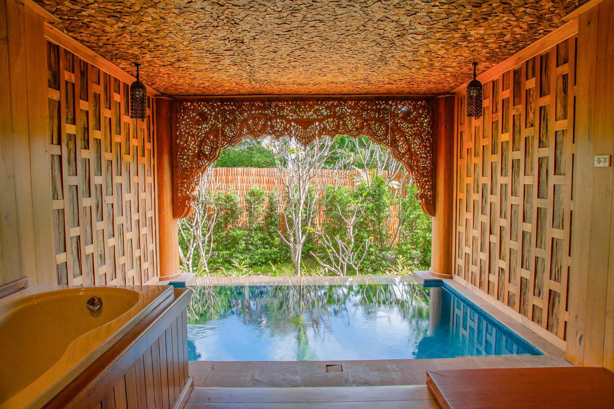 Pool Suite Garden View with FREE THB 1,000 Net Resort Credit per Night - Photo 3
