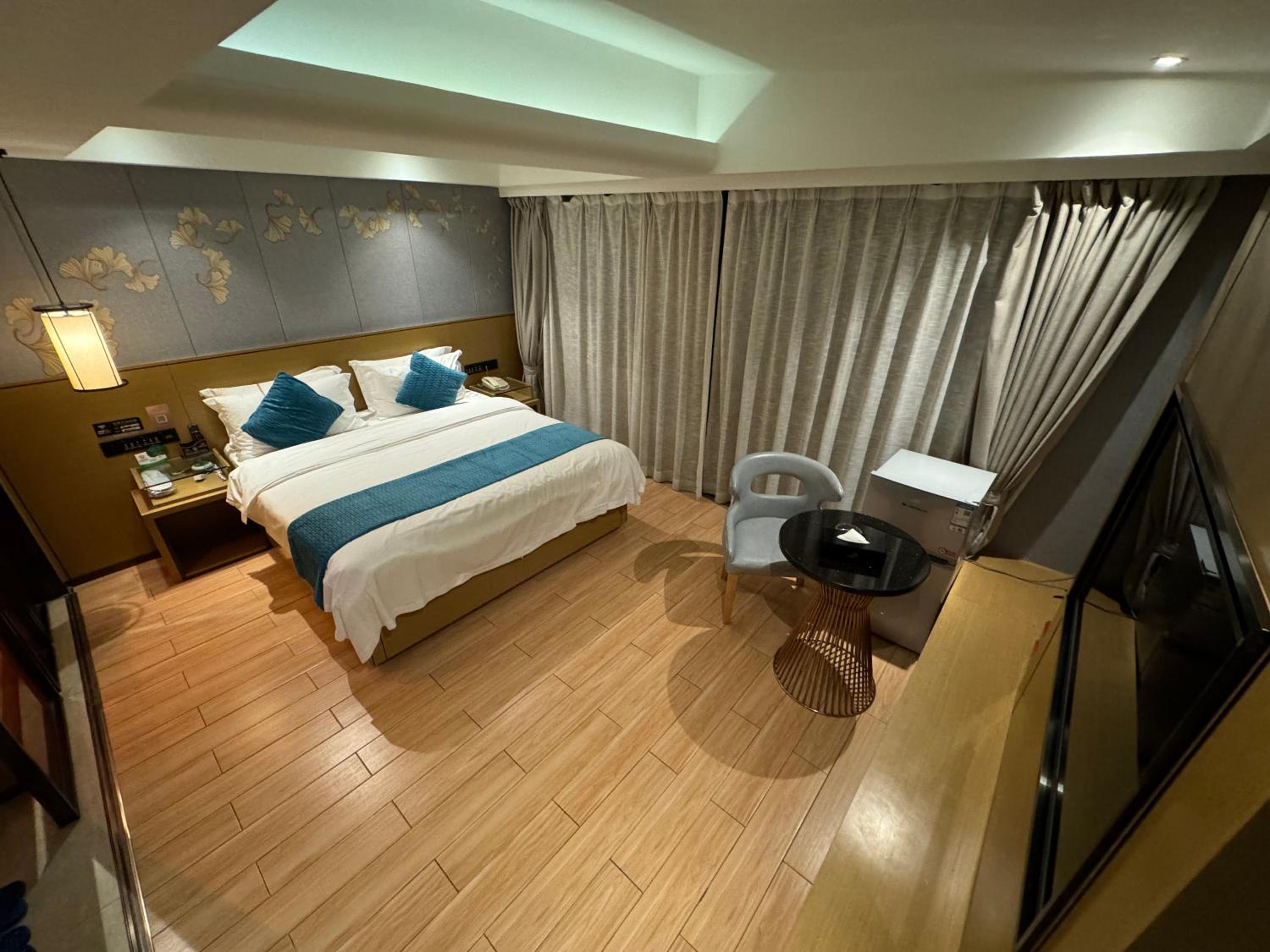 City View Balcony Select King Room photo 3