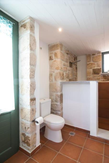 Three-Bedroom House photo 3