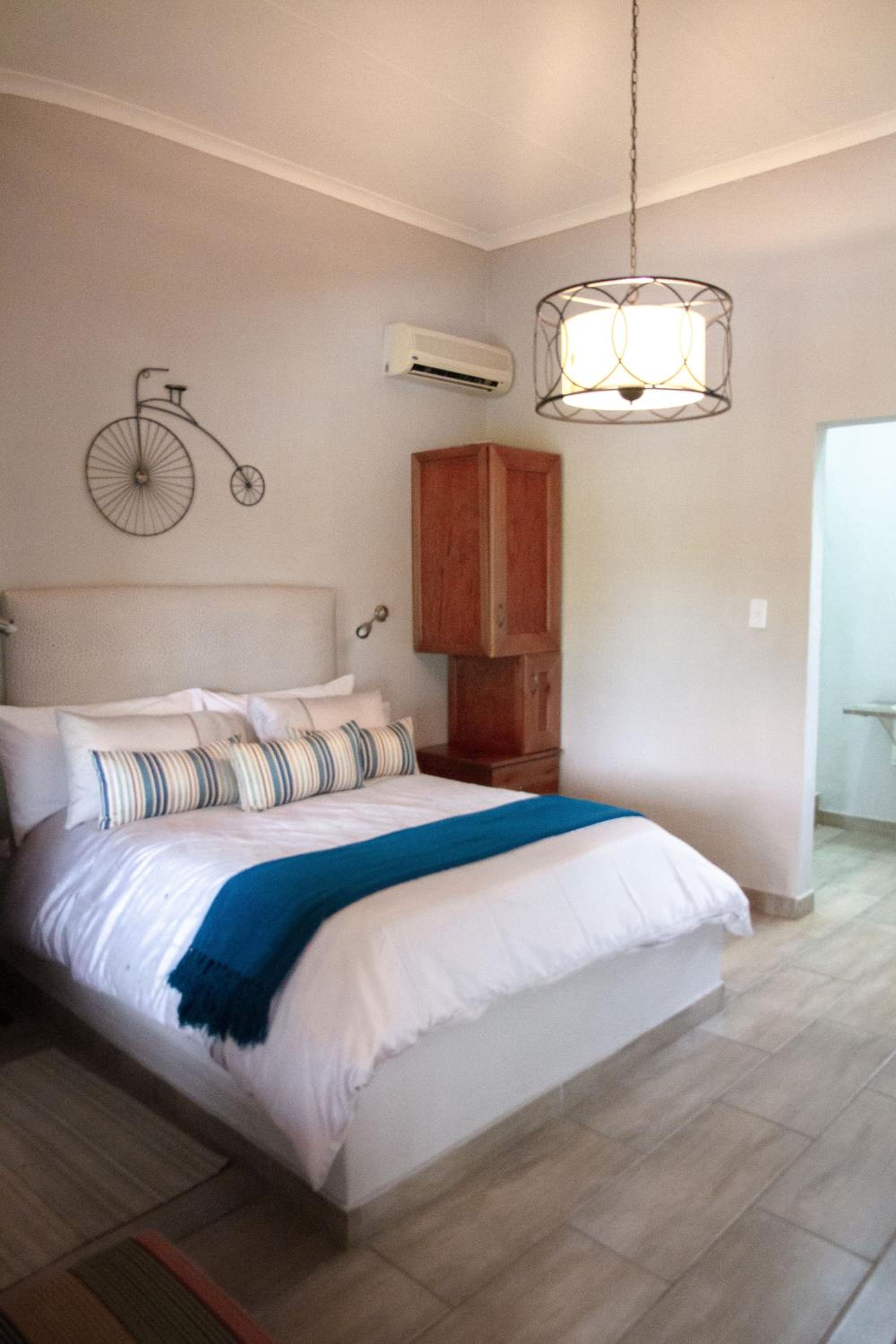 Luxury Double Room - Photo 11