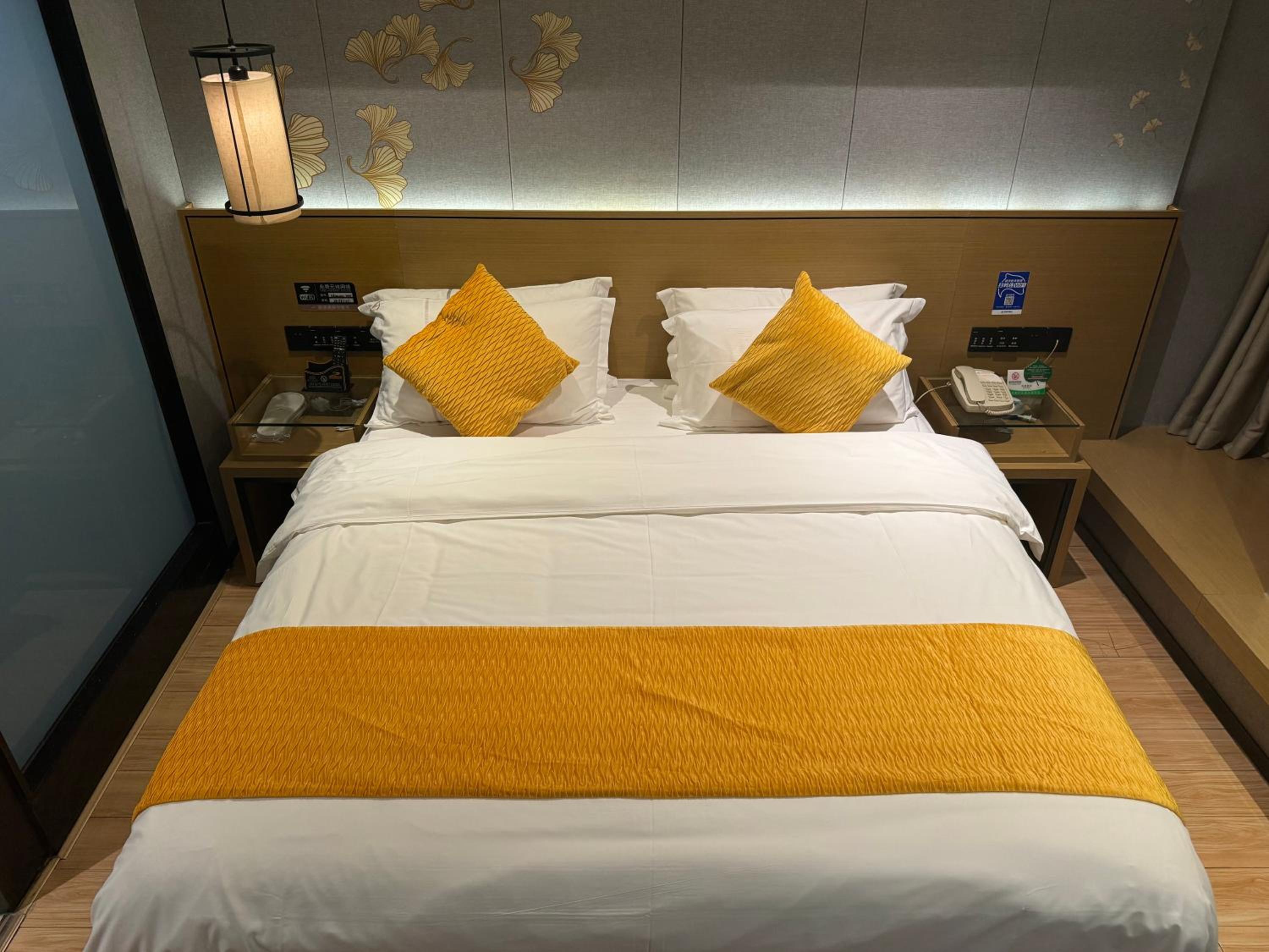 Superior King Room photo 2