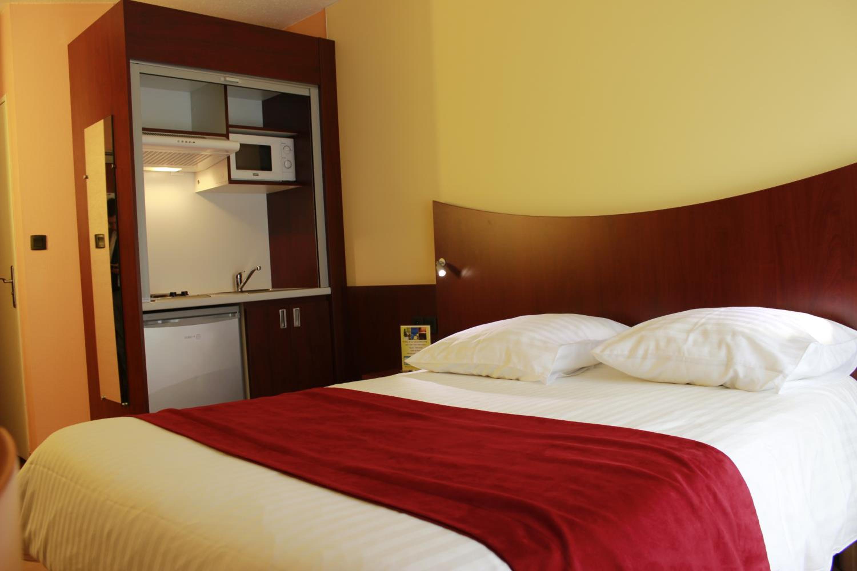 Double Room with Kitchenette - Photo 5