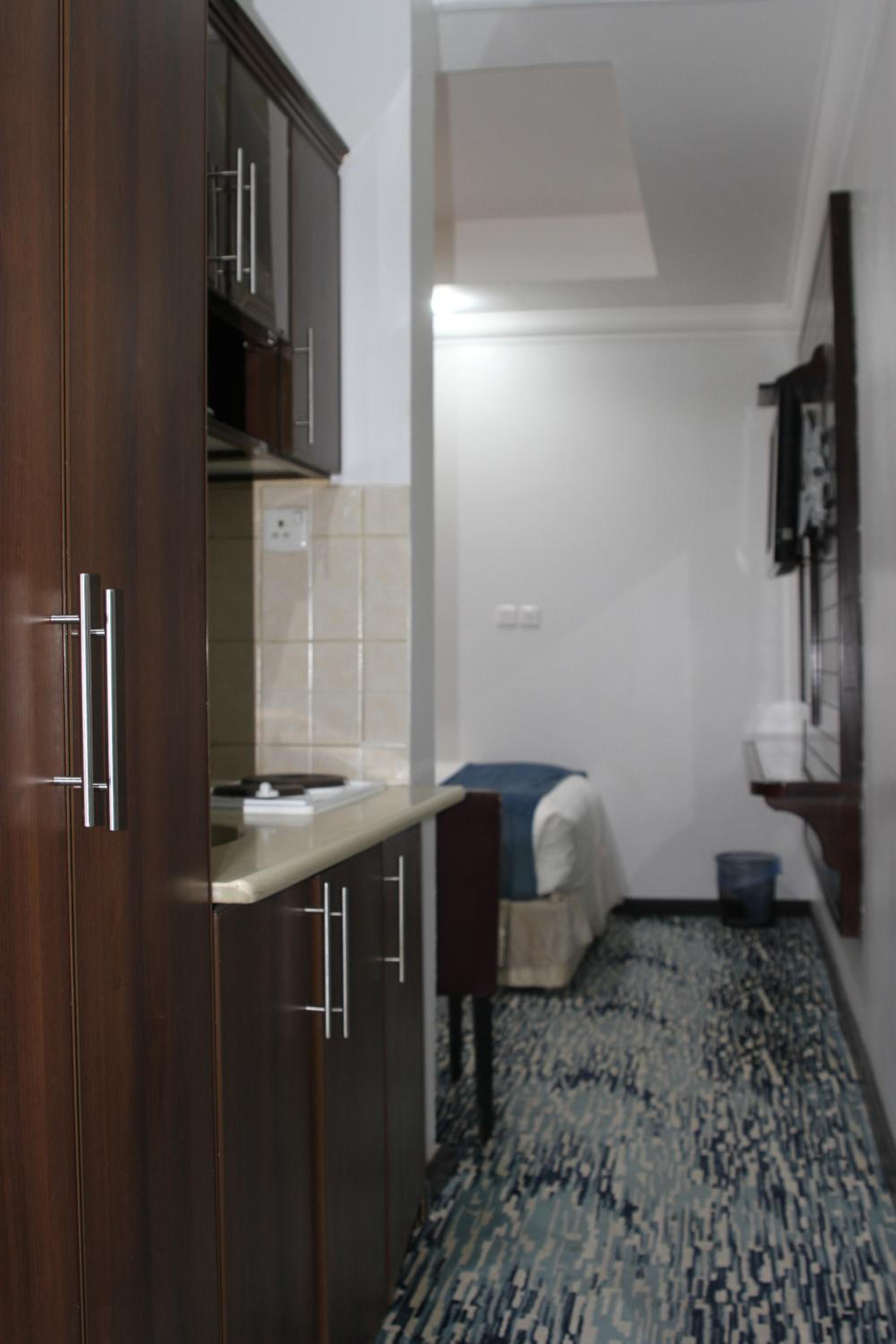 Small Double Room - Photo 9