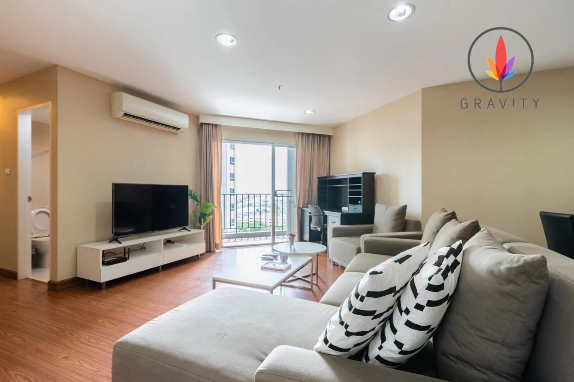 Apartment photo 1