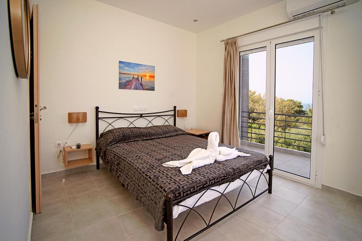Apartment with Sea View photo 3