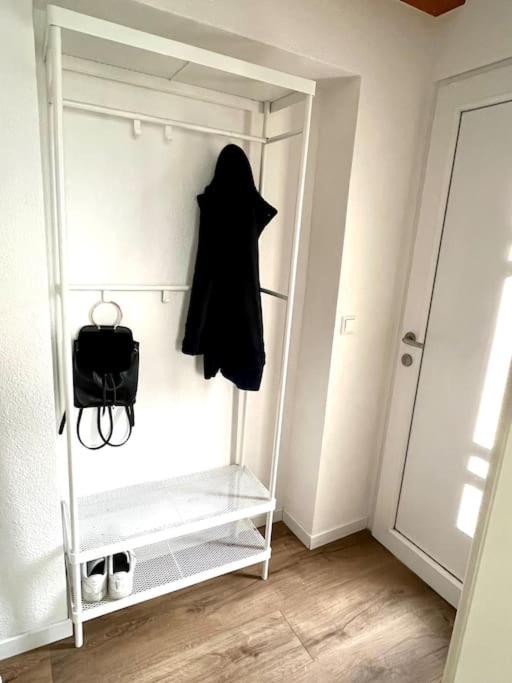 Studio Apartment photo 3