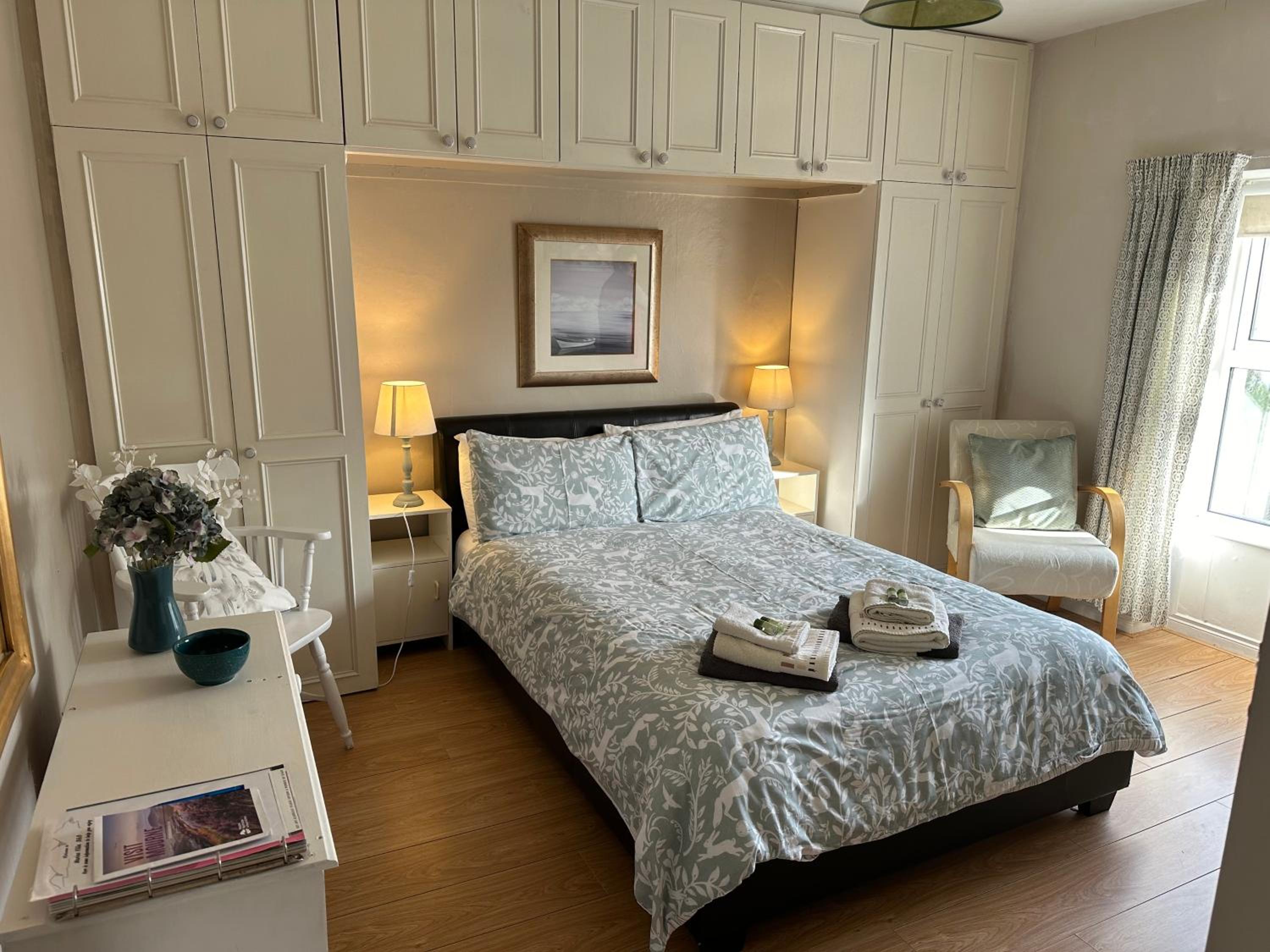 Deluxe Double Room with Shower - Photo 1