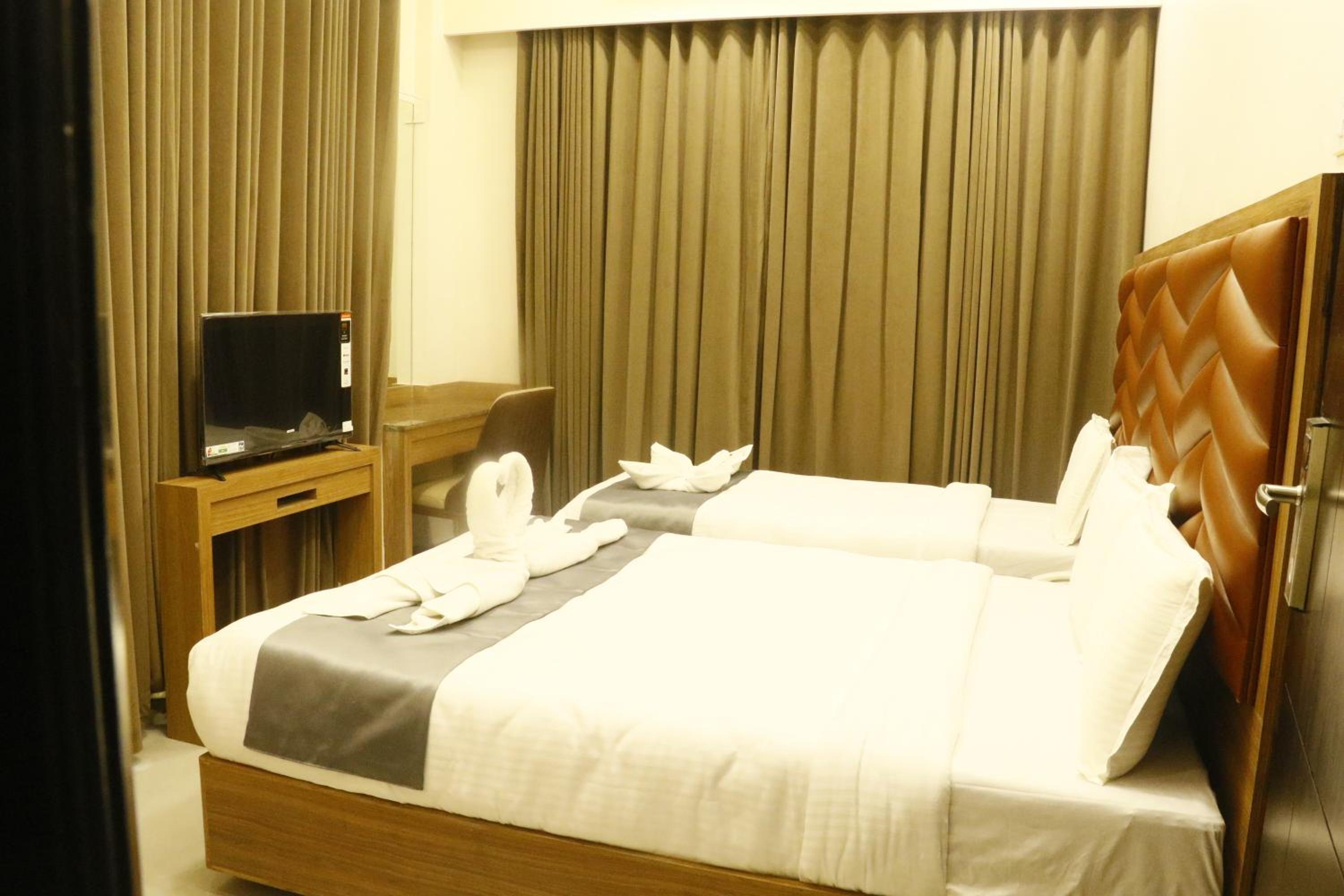 Comfort Triple Room
