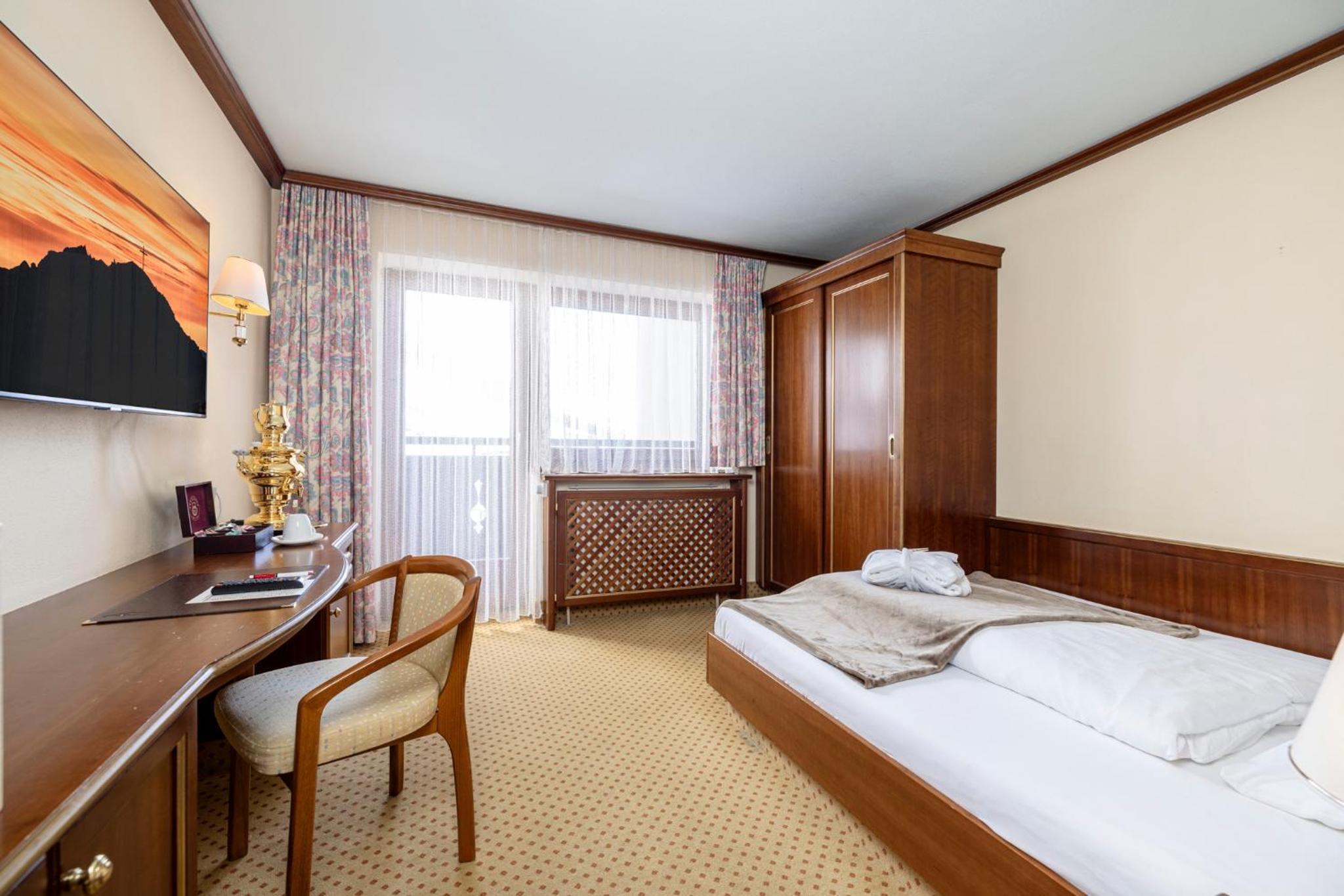 Large Single Room photo 2