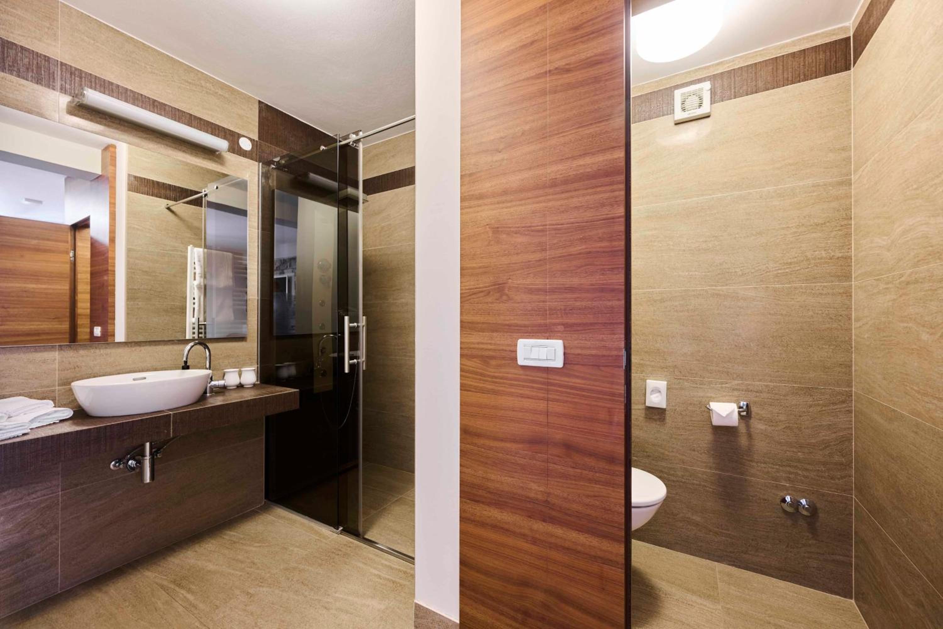 Superior Double Room - Photo 8