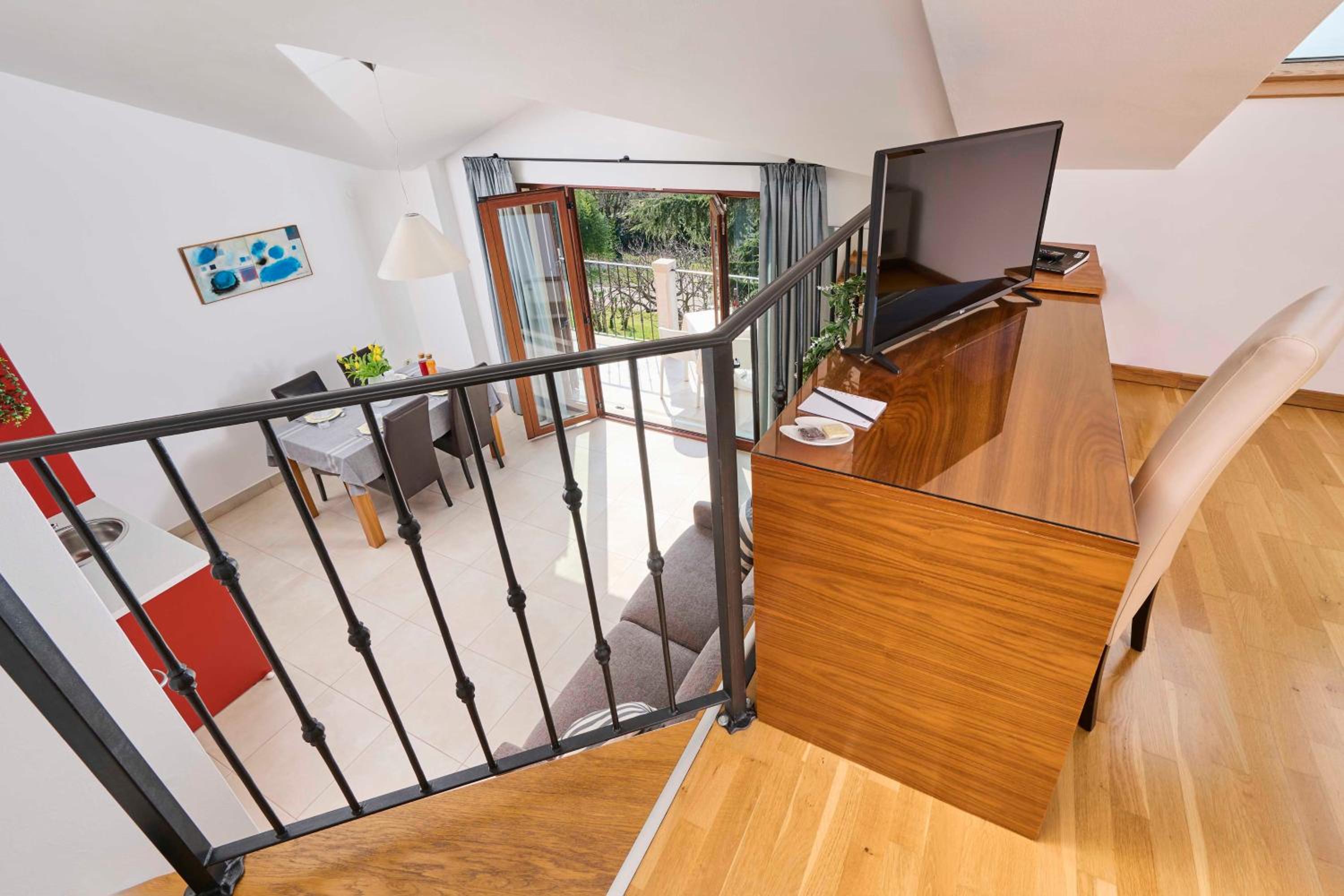 Duplex Apartment photo 3