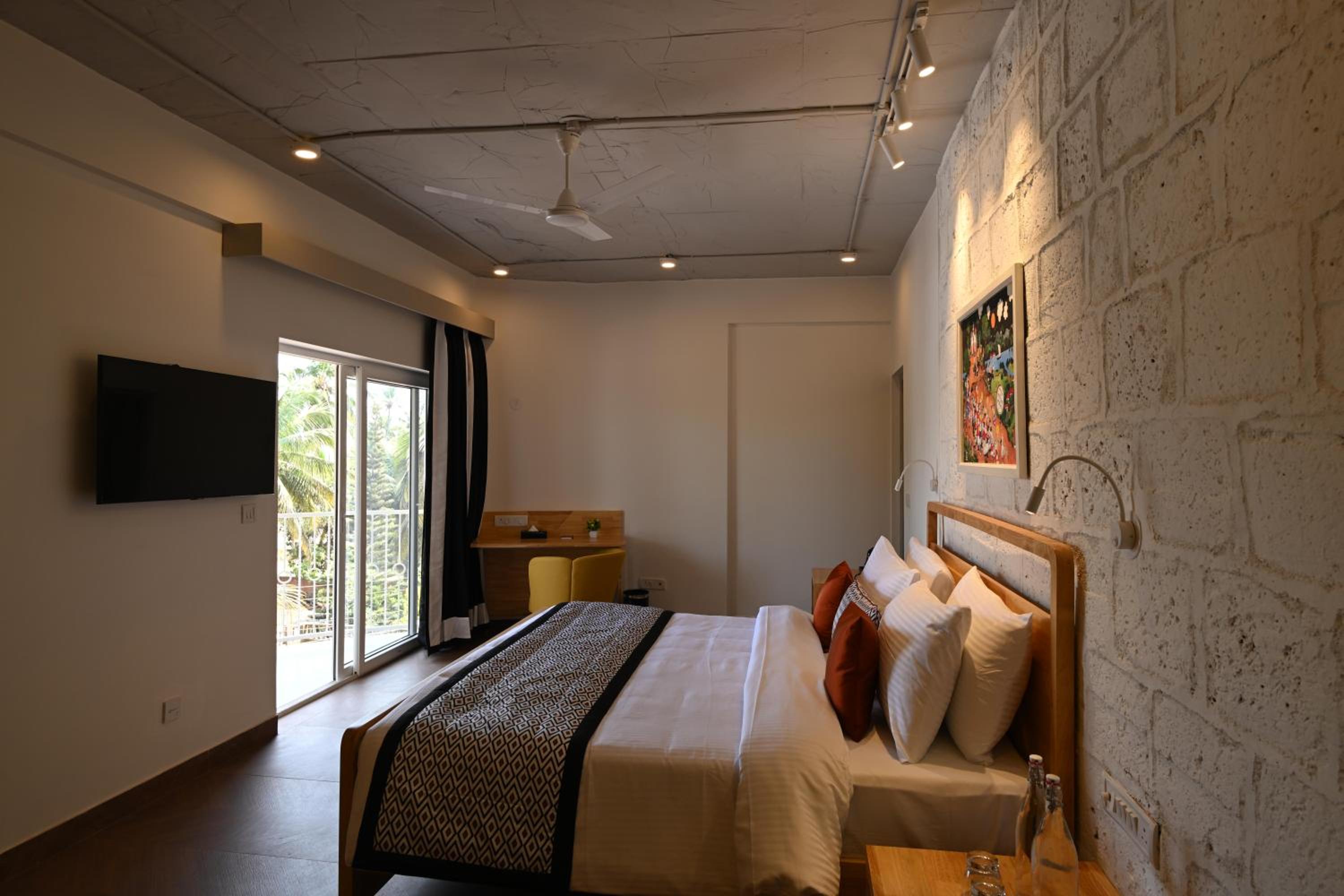 Superior King Room photo 1