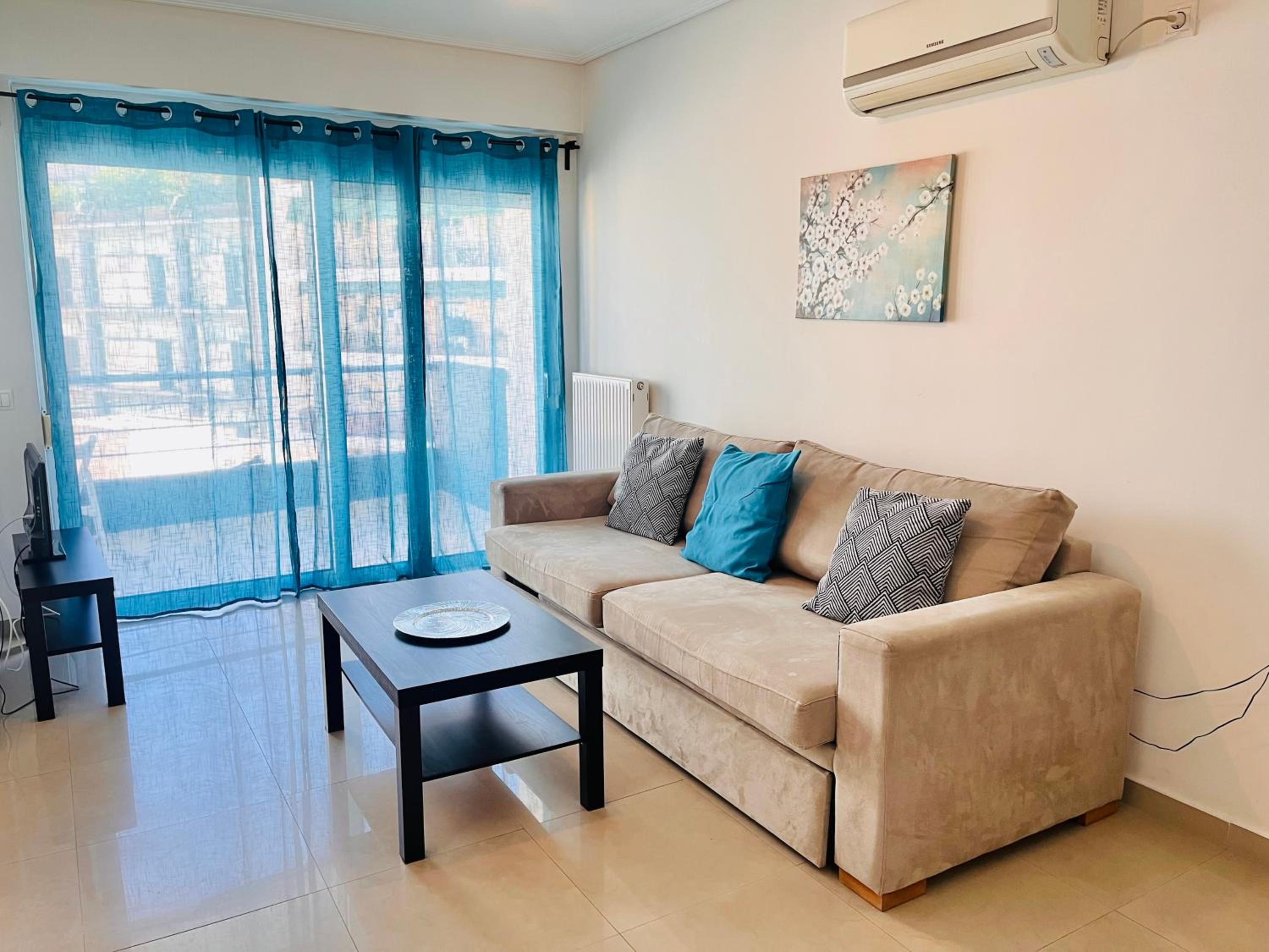 One-Bedroom Apartment - 4th Floor