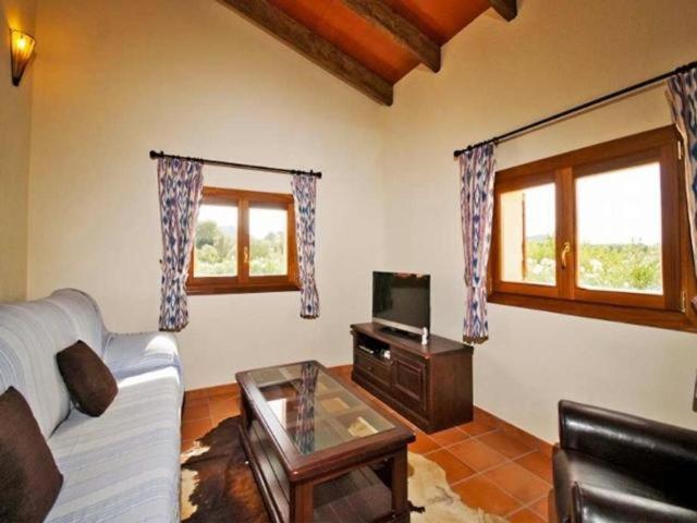 Three-Bedroom Villa photo 2