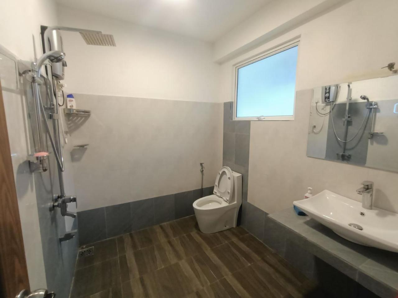 Two-Bedroom House photo 3