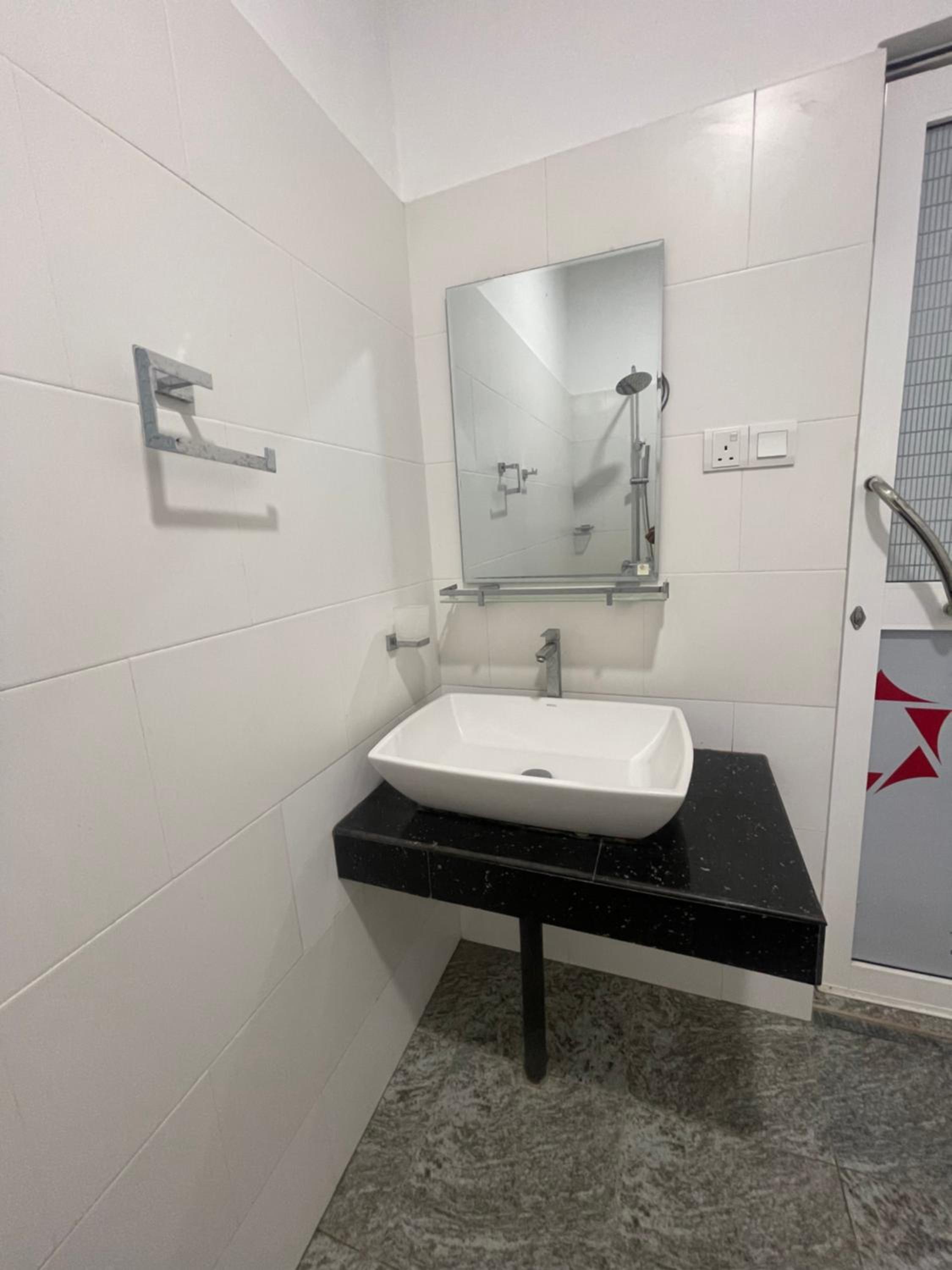 Double Room With Private Bathroom photo 3