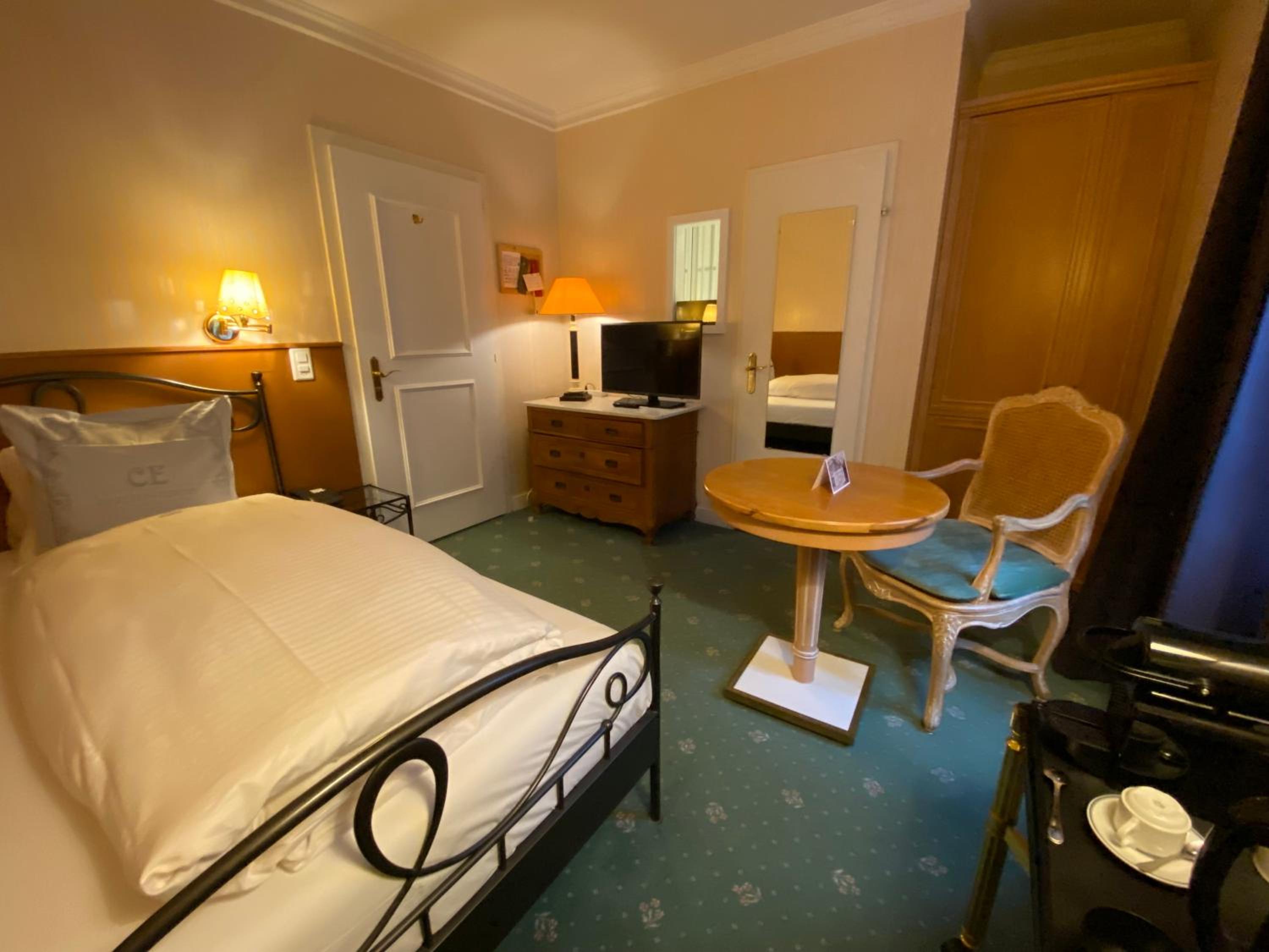 Classic Single Room - Photo 5