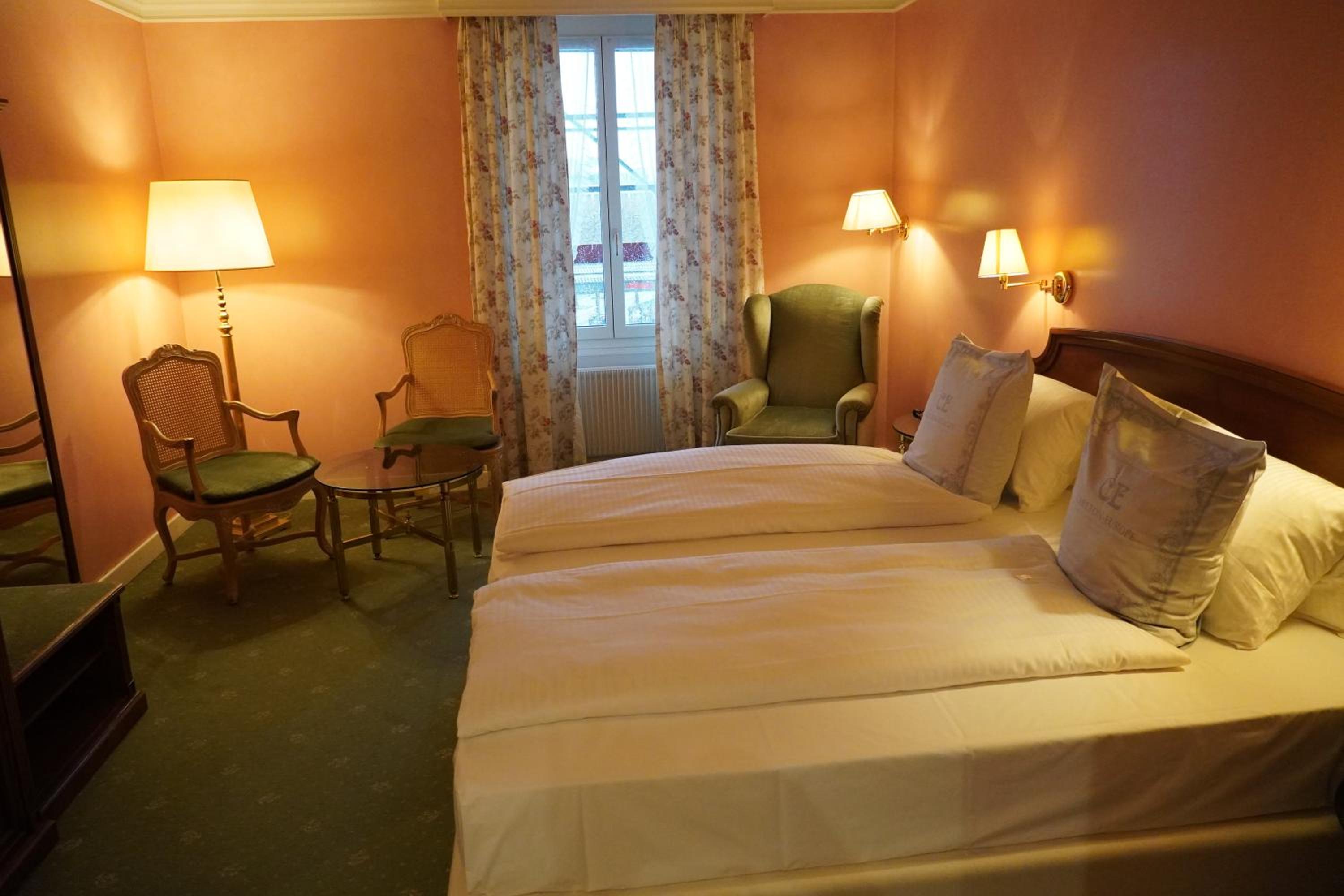 Classic Double Room - Photo 16
