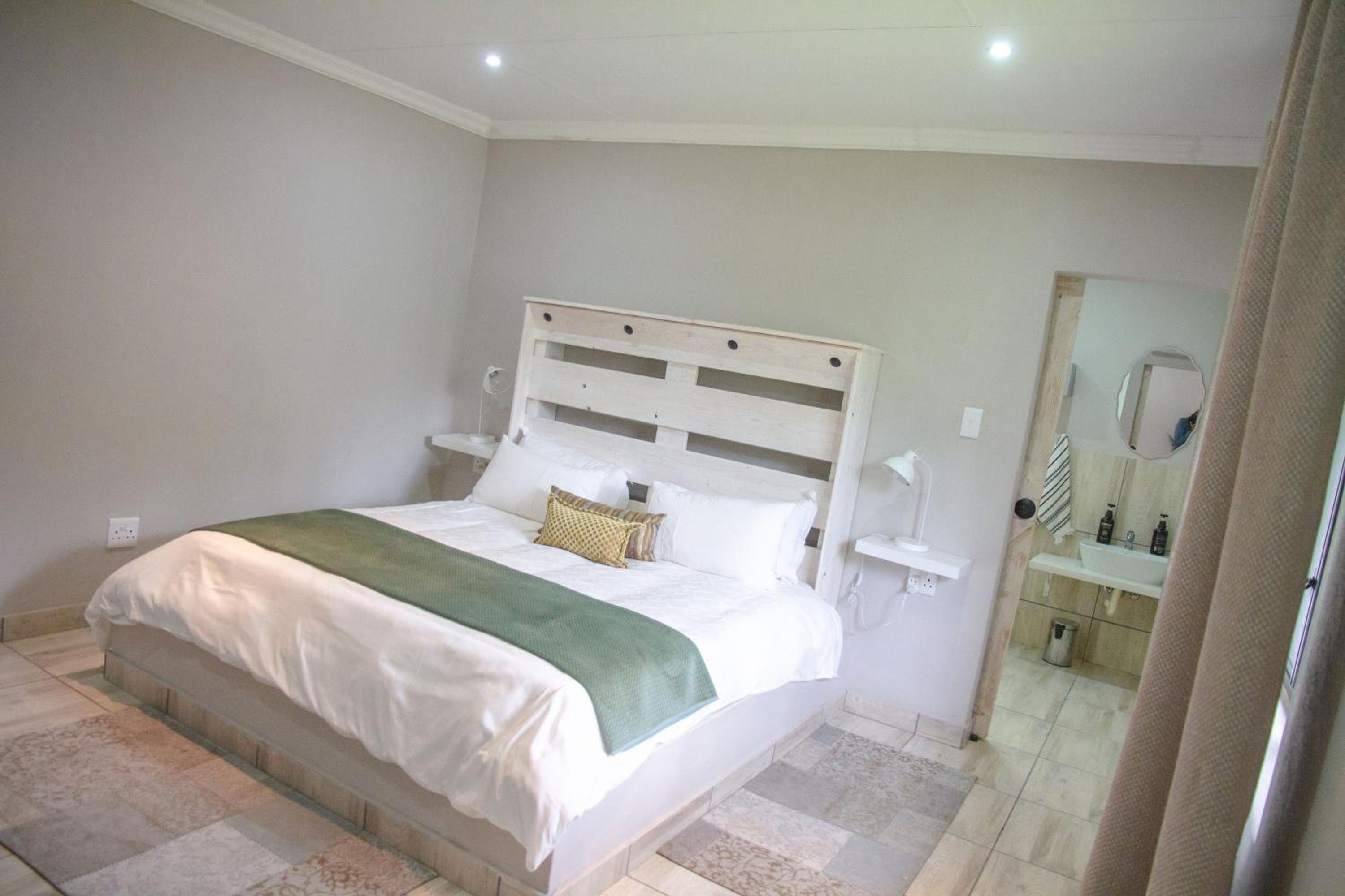 Apartment - Photo 13