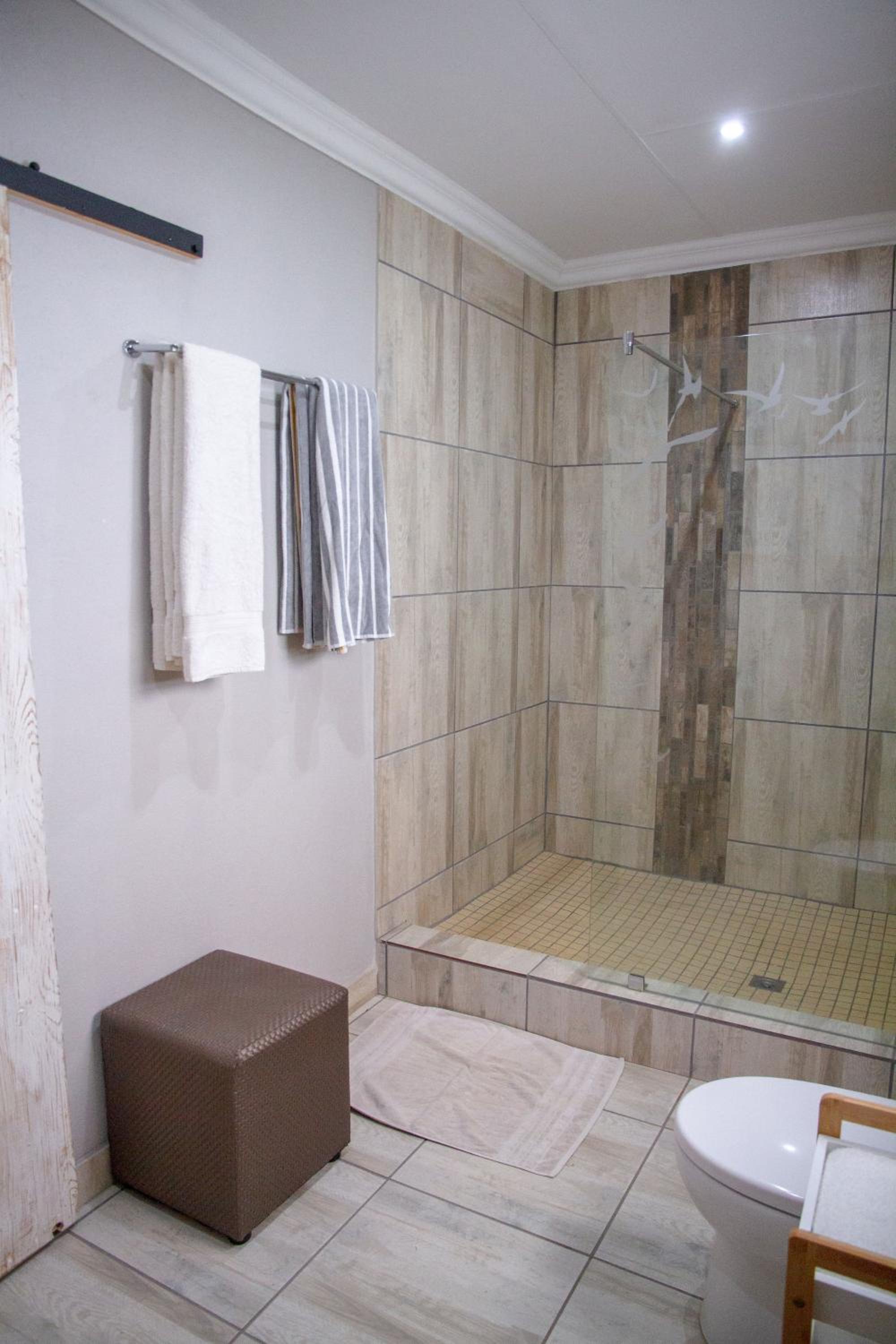 Apartment - Photo 17
