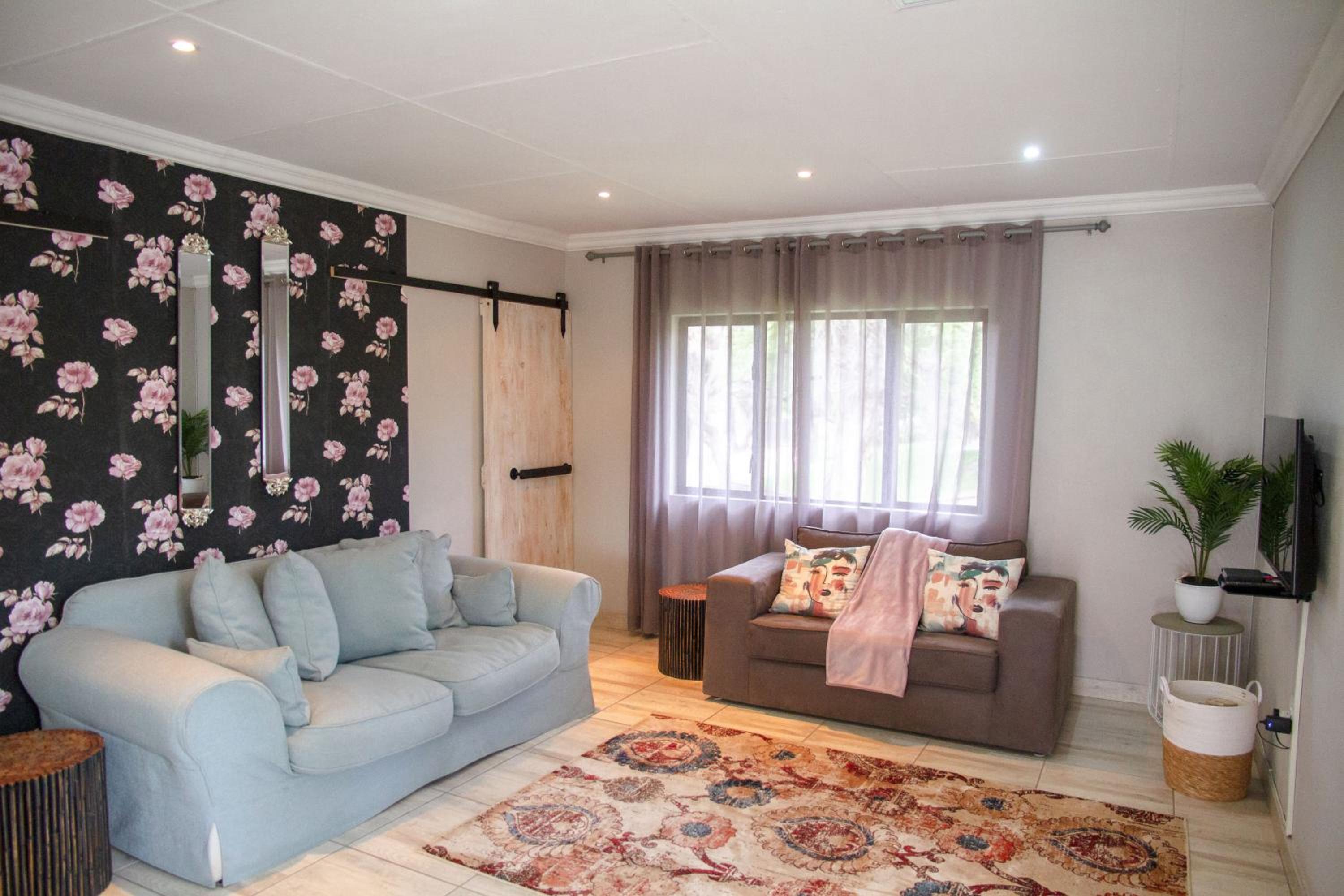 Apartment - Photo 19