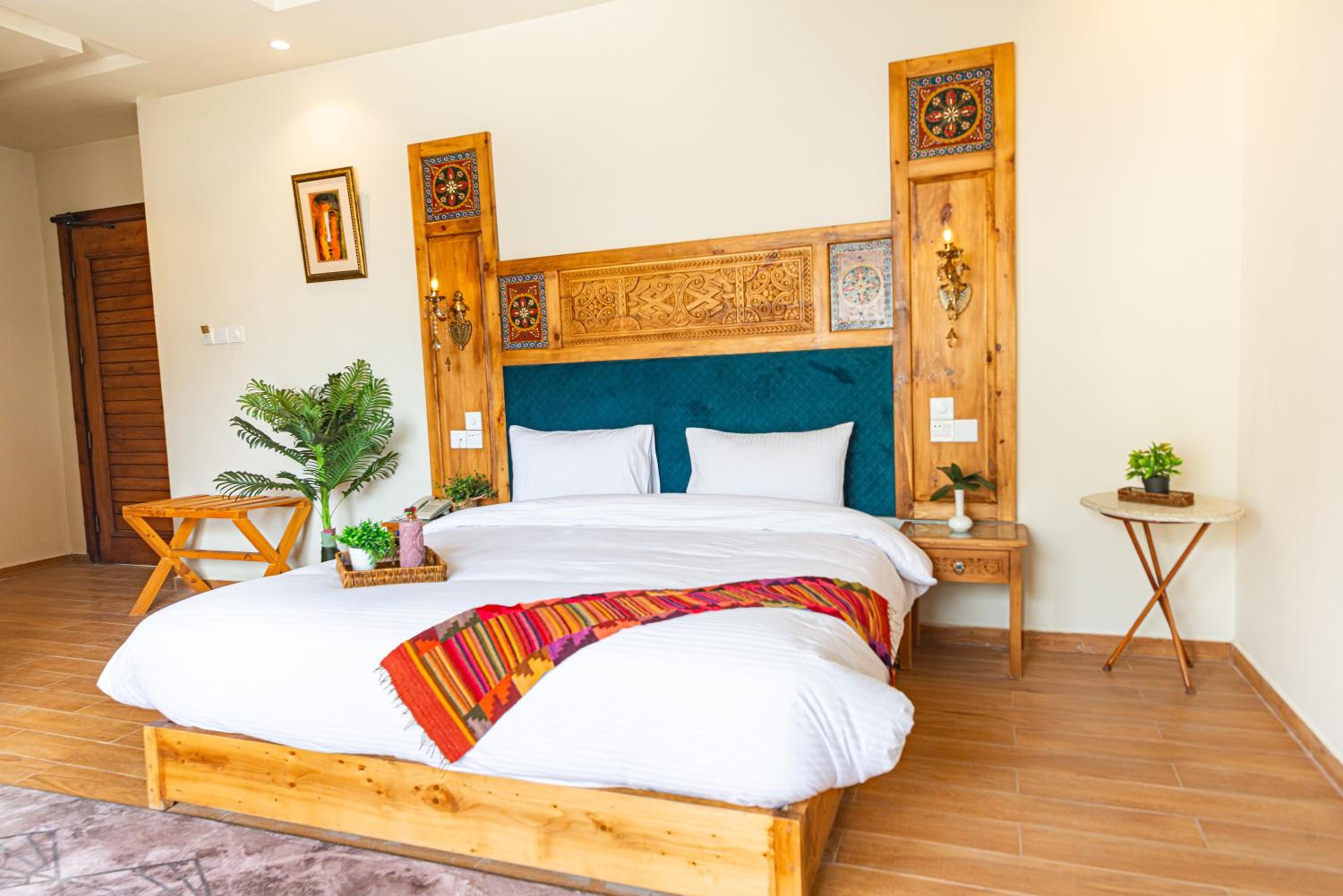 Standard King Room photo 1