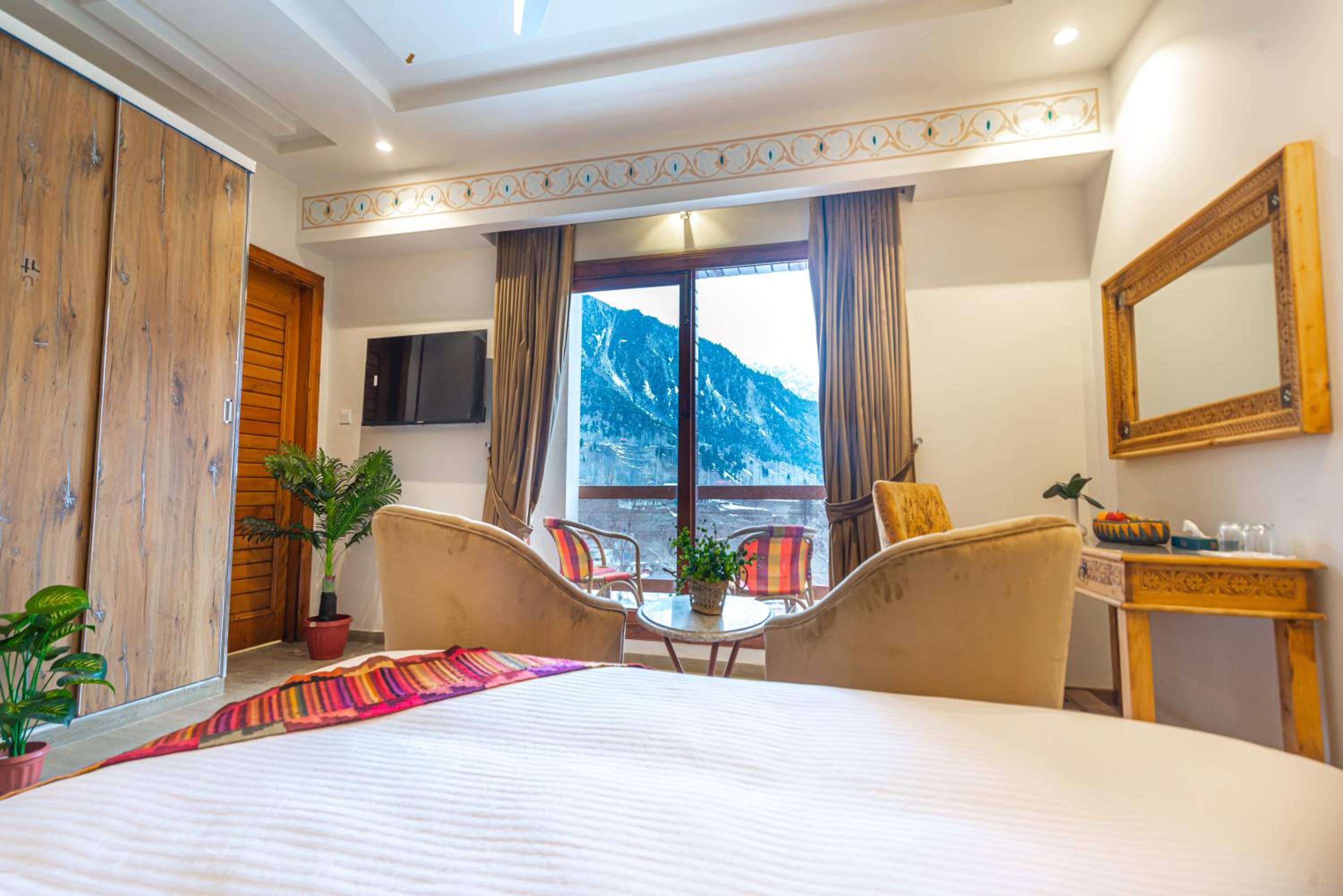 King Room with Balcony photo 3