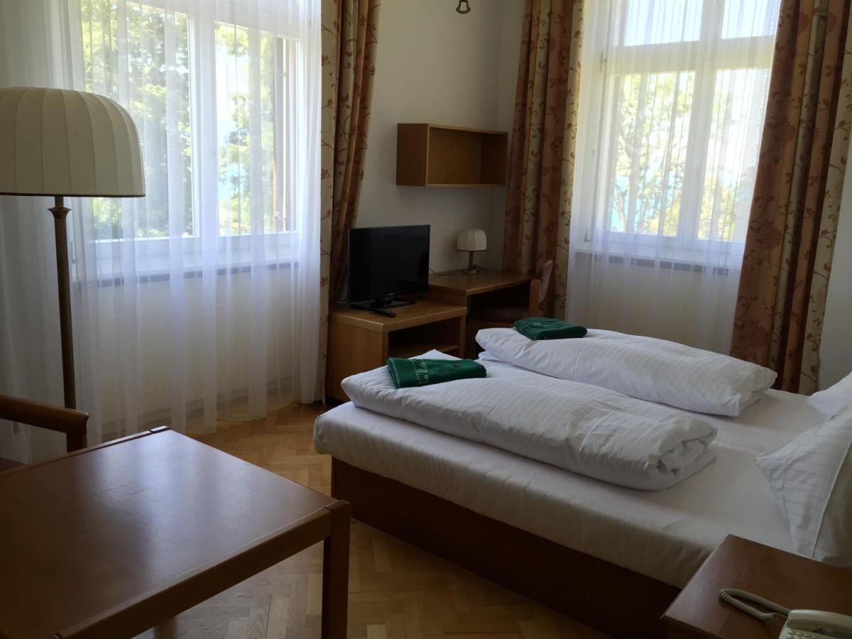 Twin Room photo 1