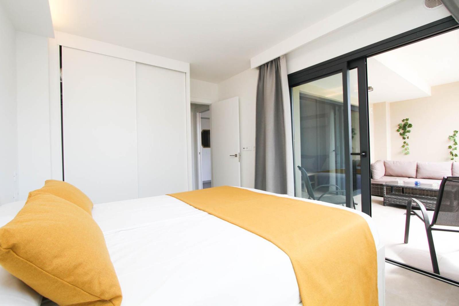 Habitación Doble con Vista a la Piscina