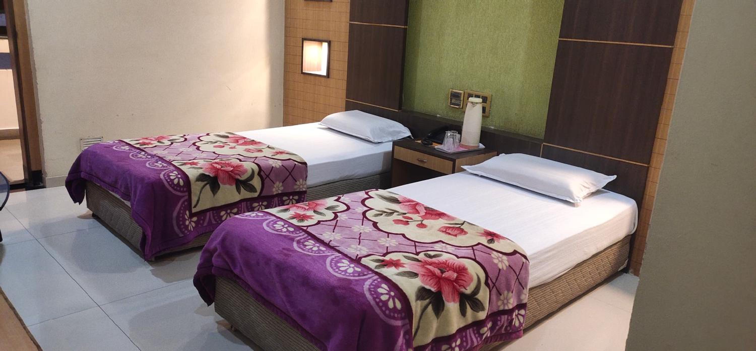 Double Room - Photo 4