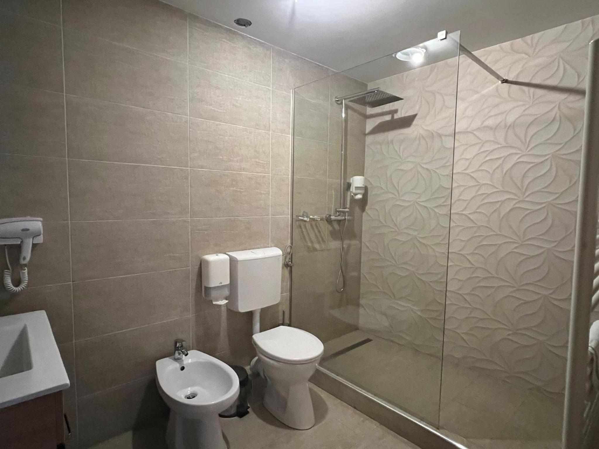 Deluxe Double Room with Castle View - Photo 8