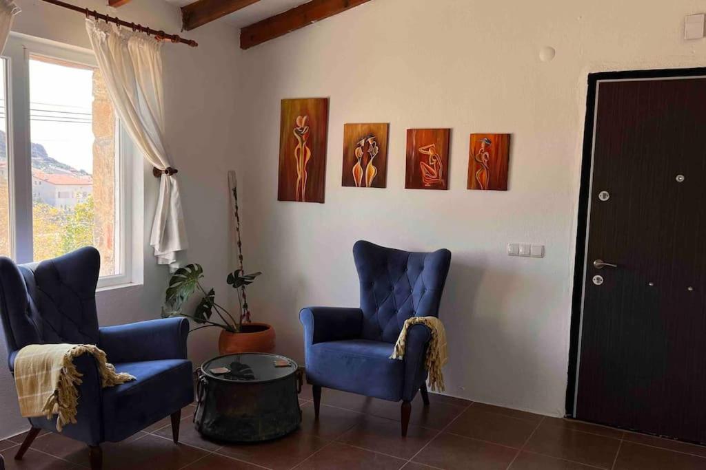Two-Bedroom House photo 1