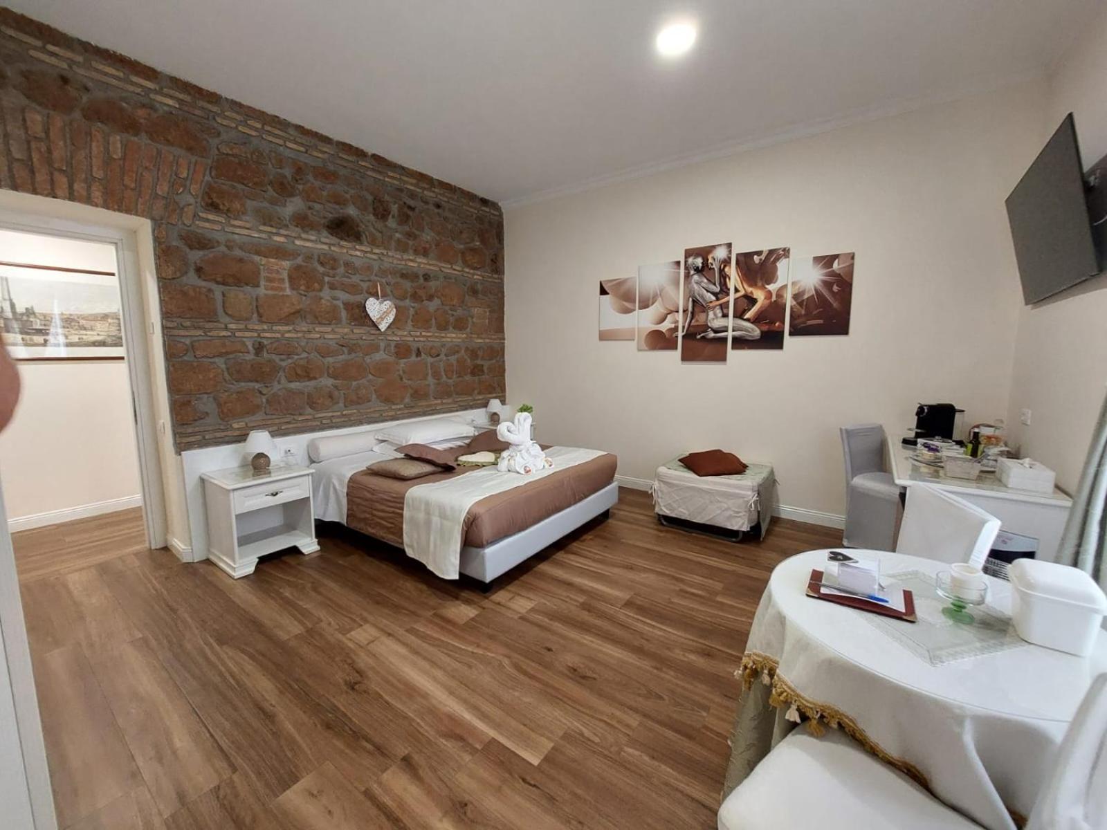 Triple Room photo 3
