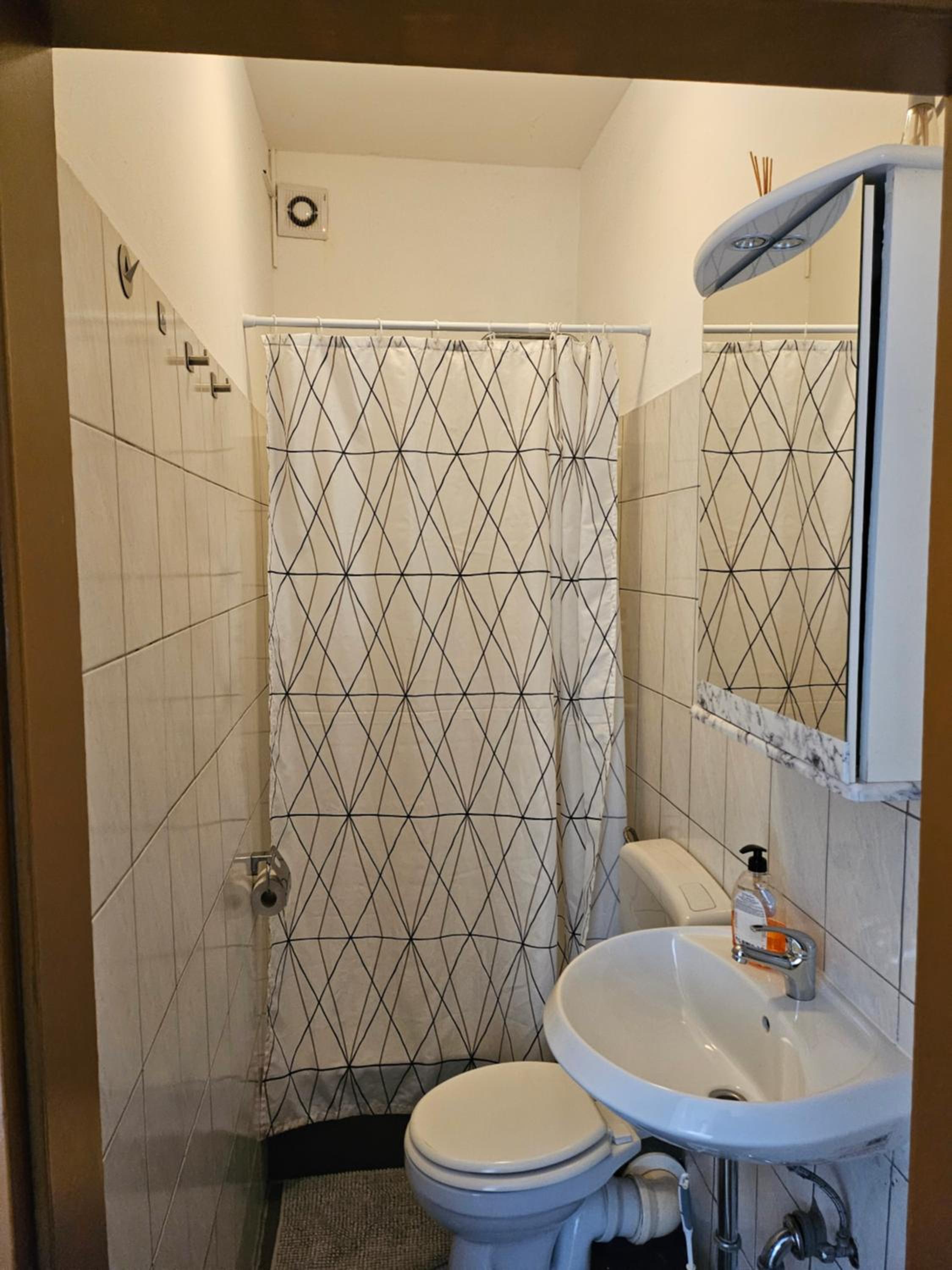 Apartment - Ground Floor - Photo 4