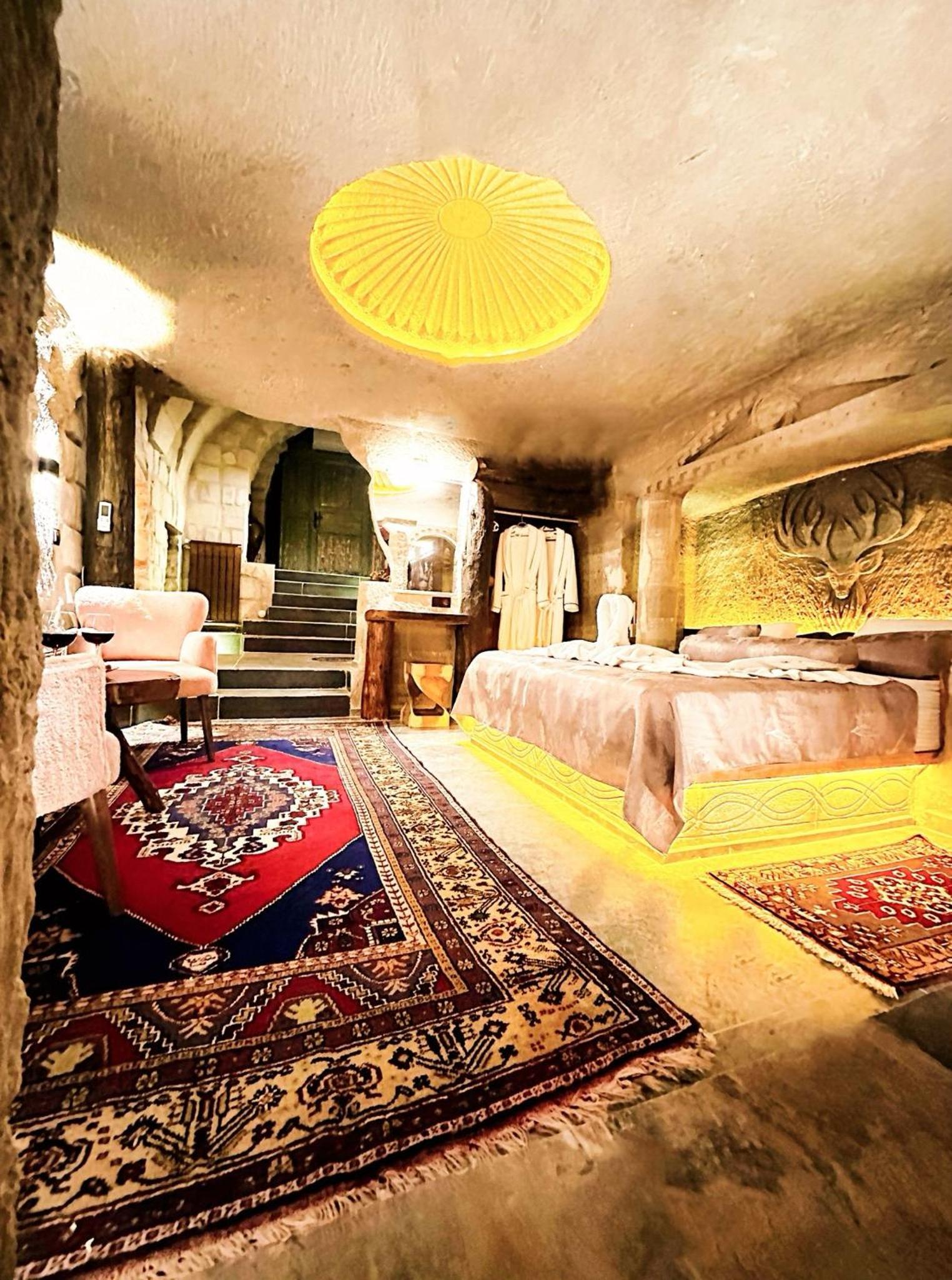 Suite with Private Pool photo 3