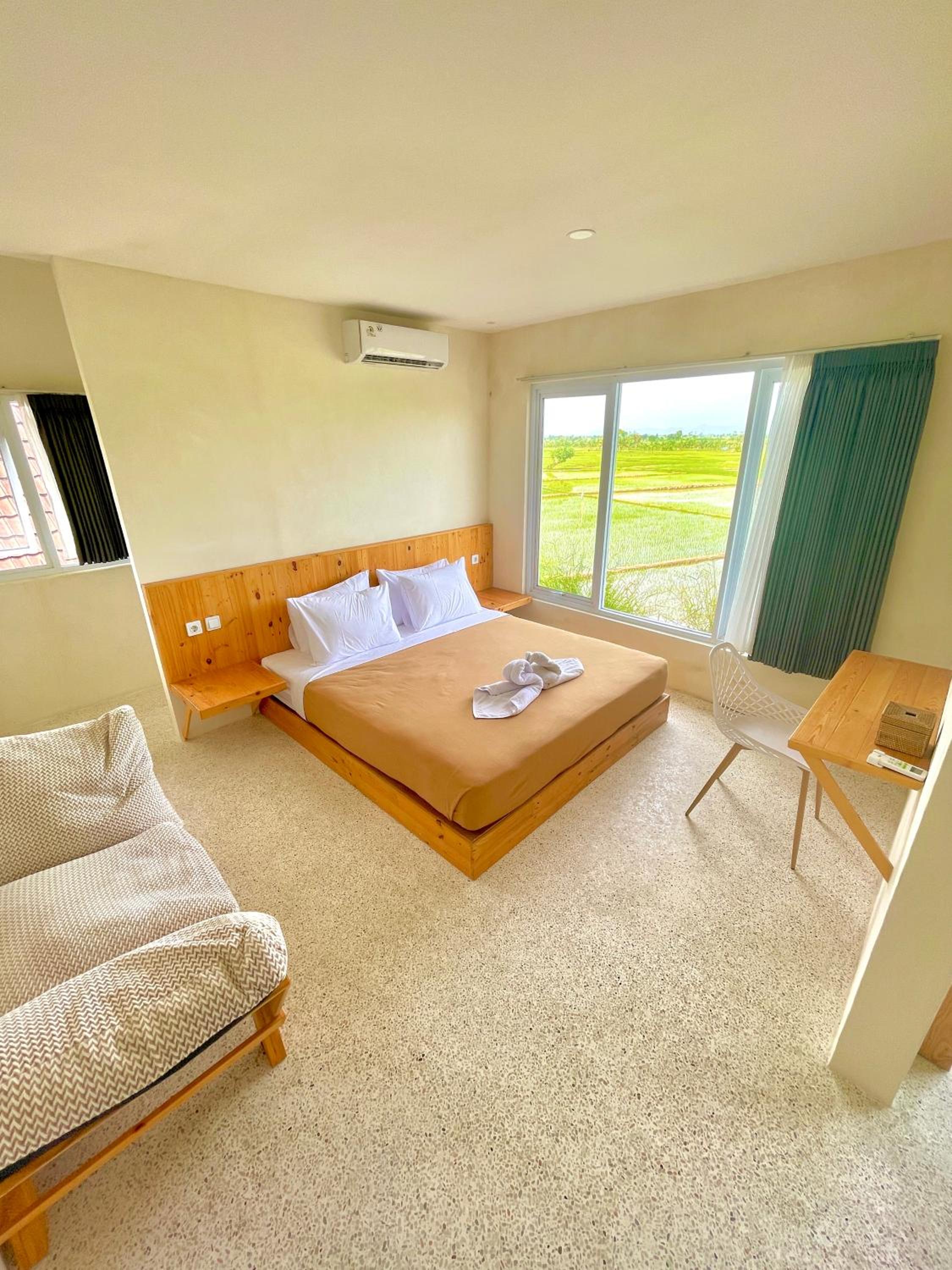 Deluxe King Room