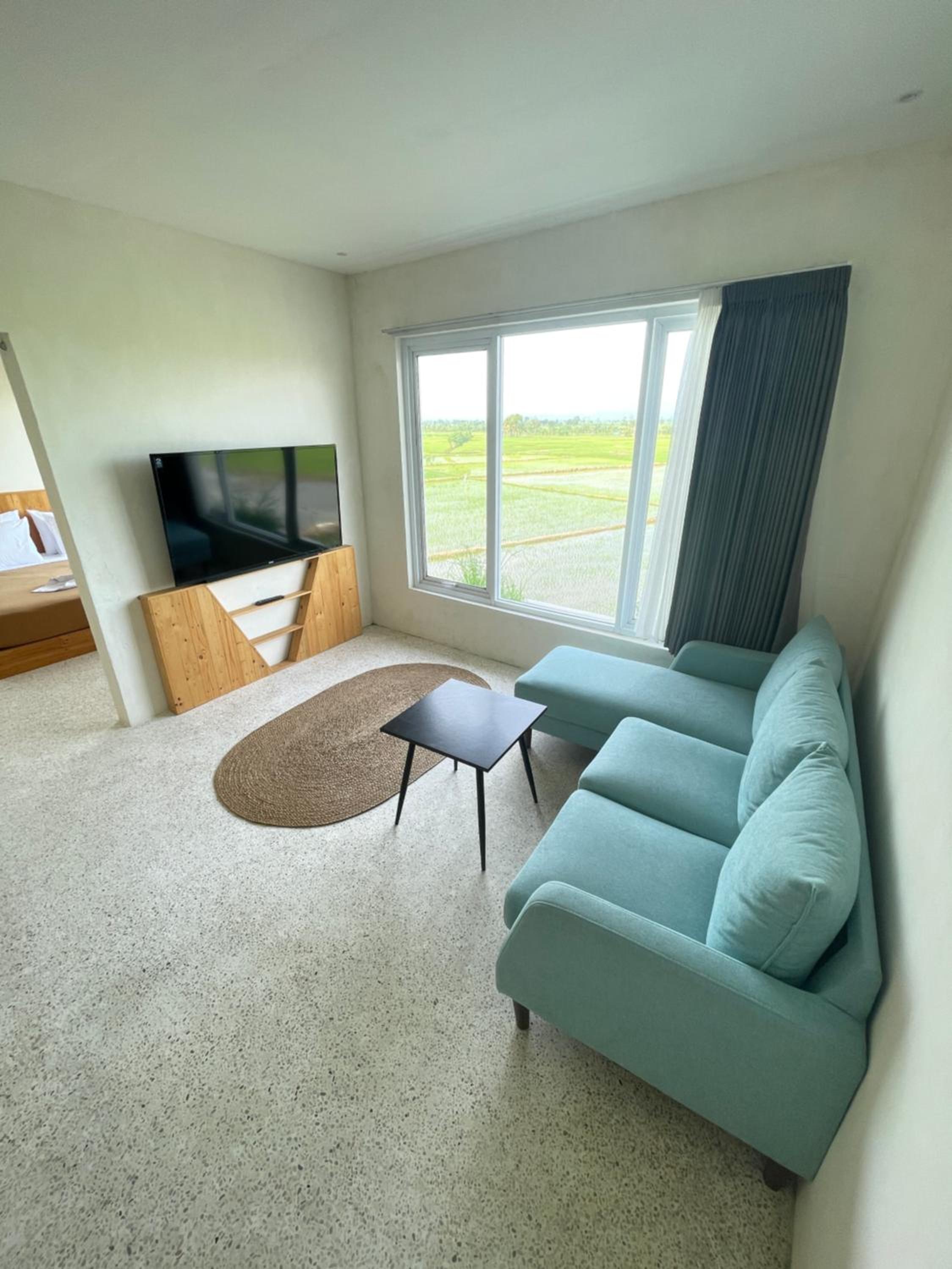 Deluxe King Room photo 3