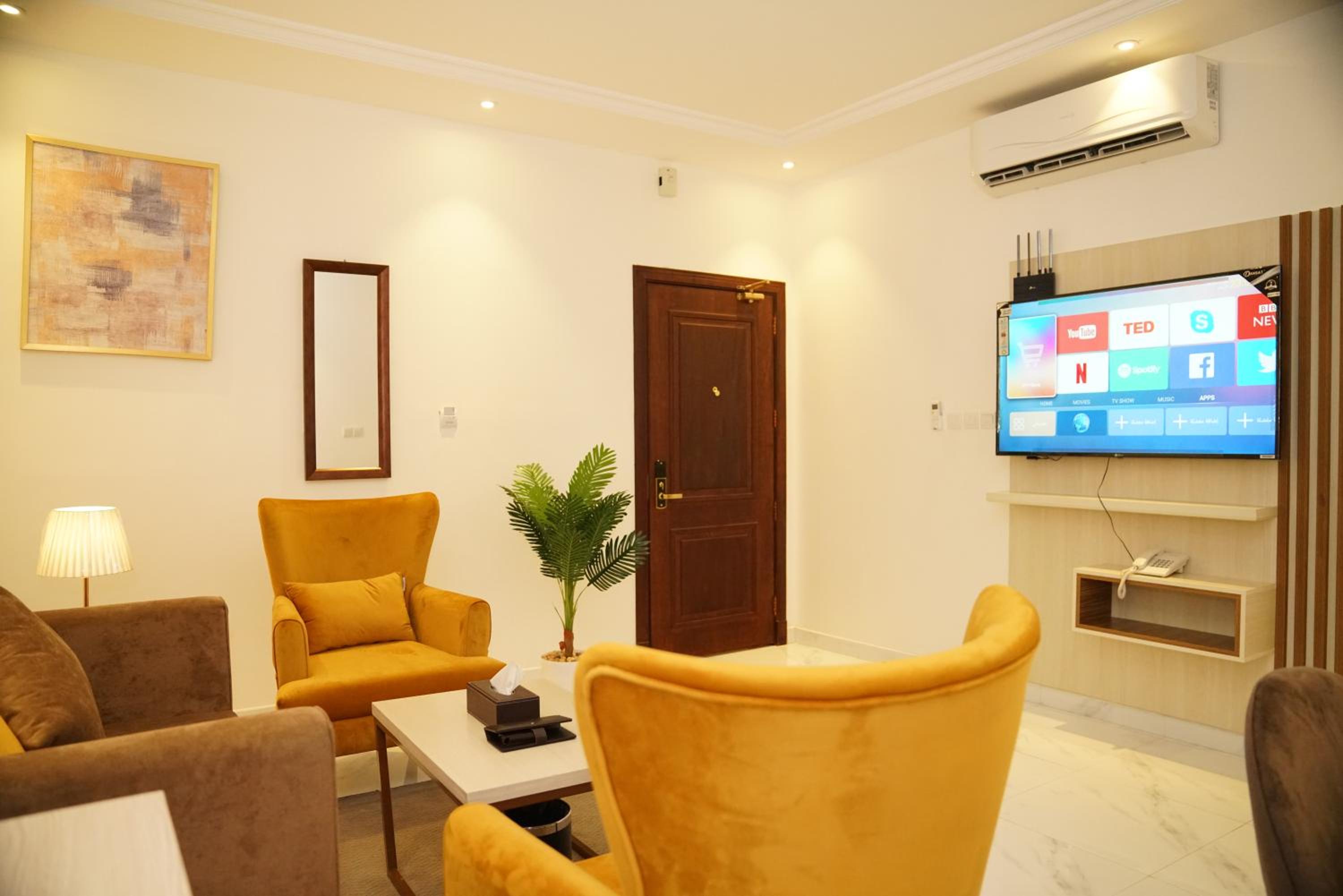 Family Suite photo 1