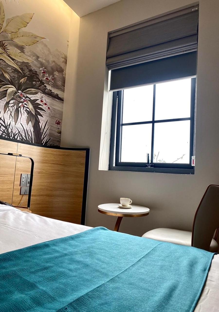 Double Room with Sea View - Photo 3
