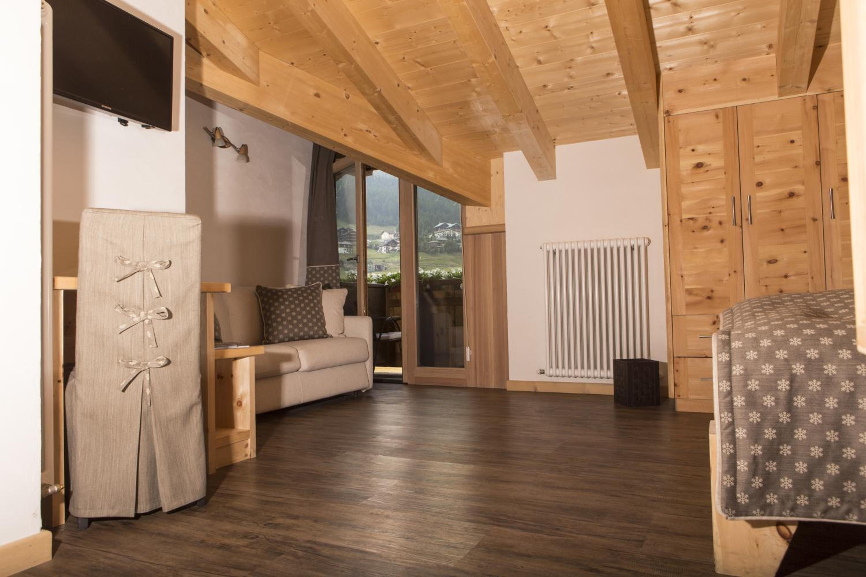 Quadruple Room with Balcony