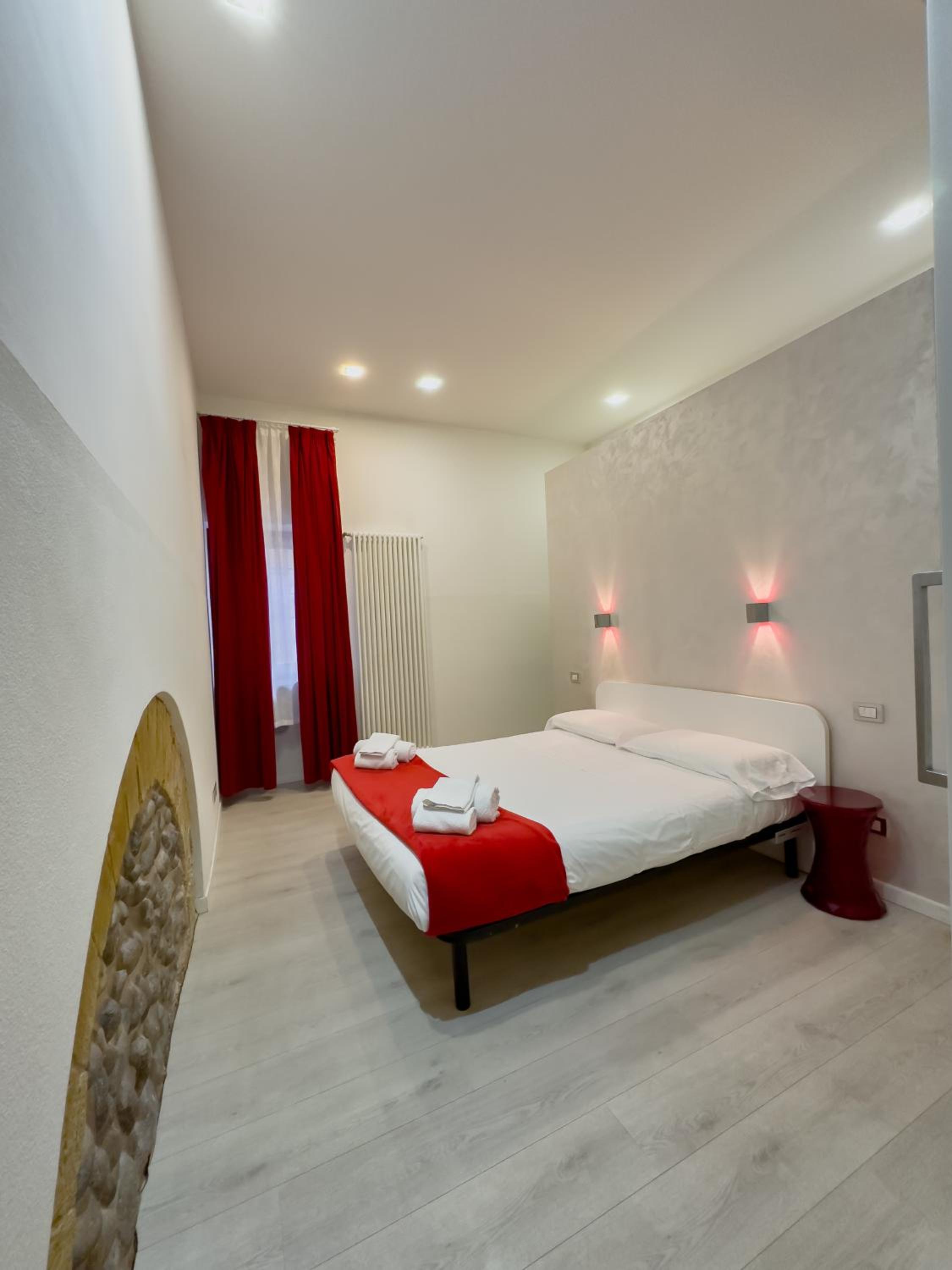 One-Bedroom Apartment - Juliet House - Via Dietro Pallone 10 - Photo 8