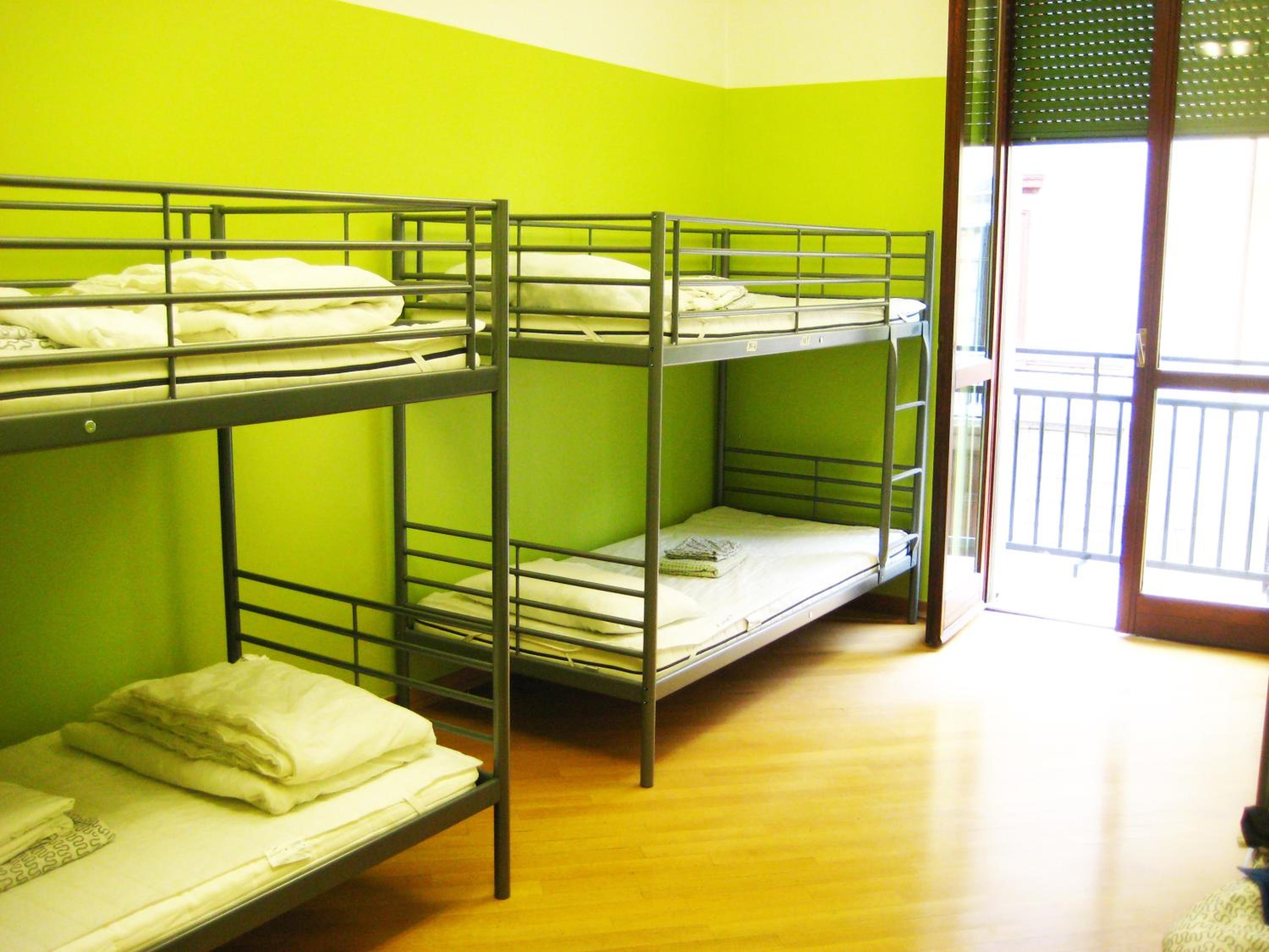 Bed in 8-Bed Mixed Dormitory Room
