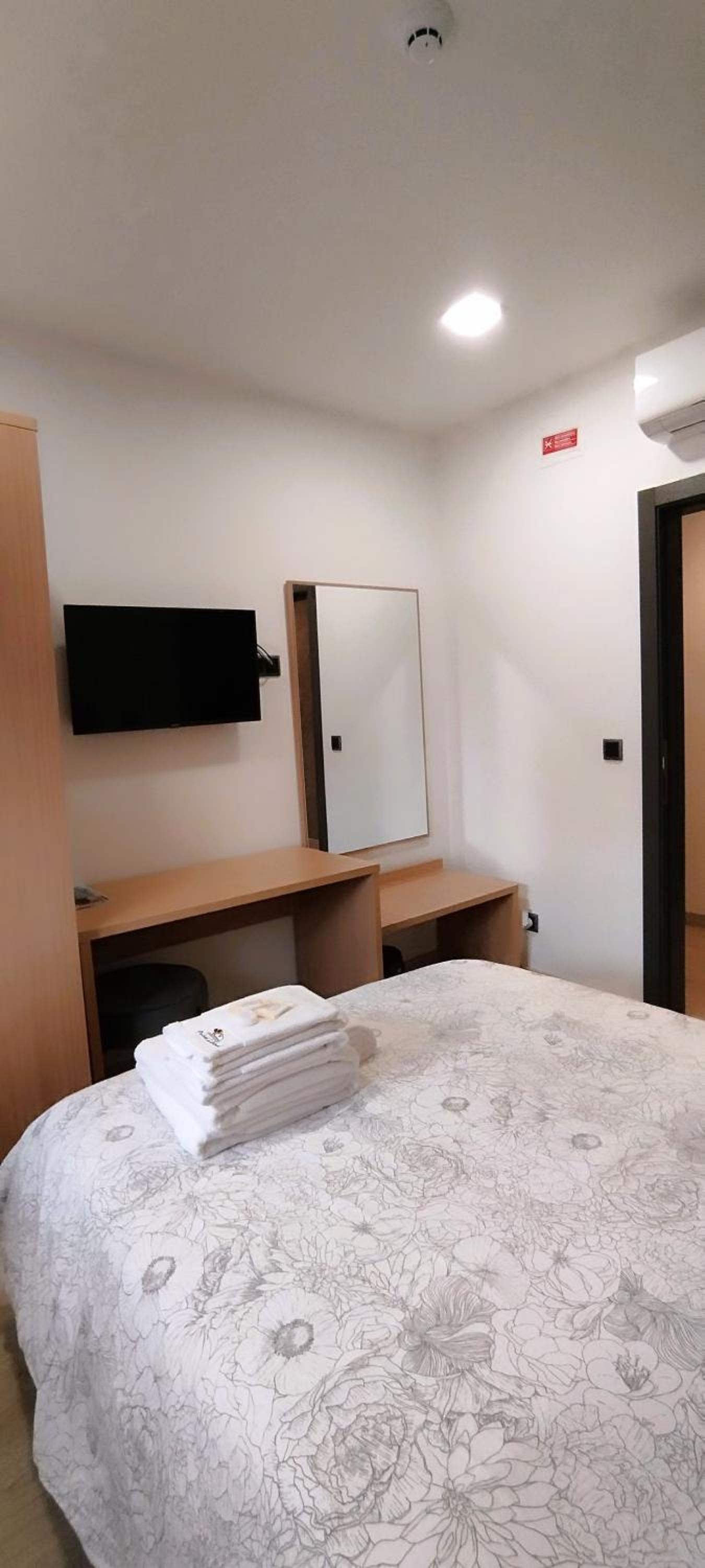 Standard Double Room with Shared Bathroom