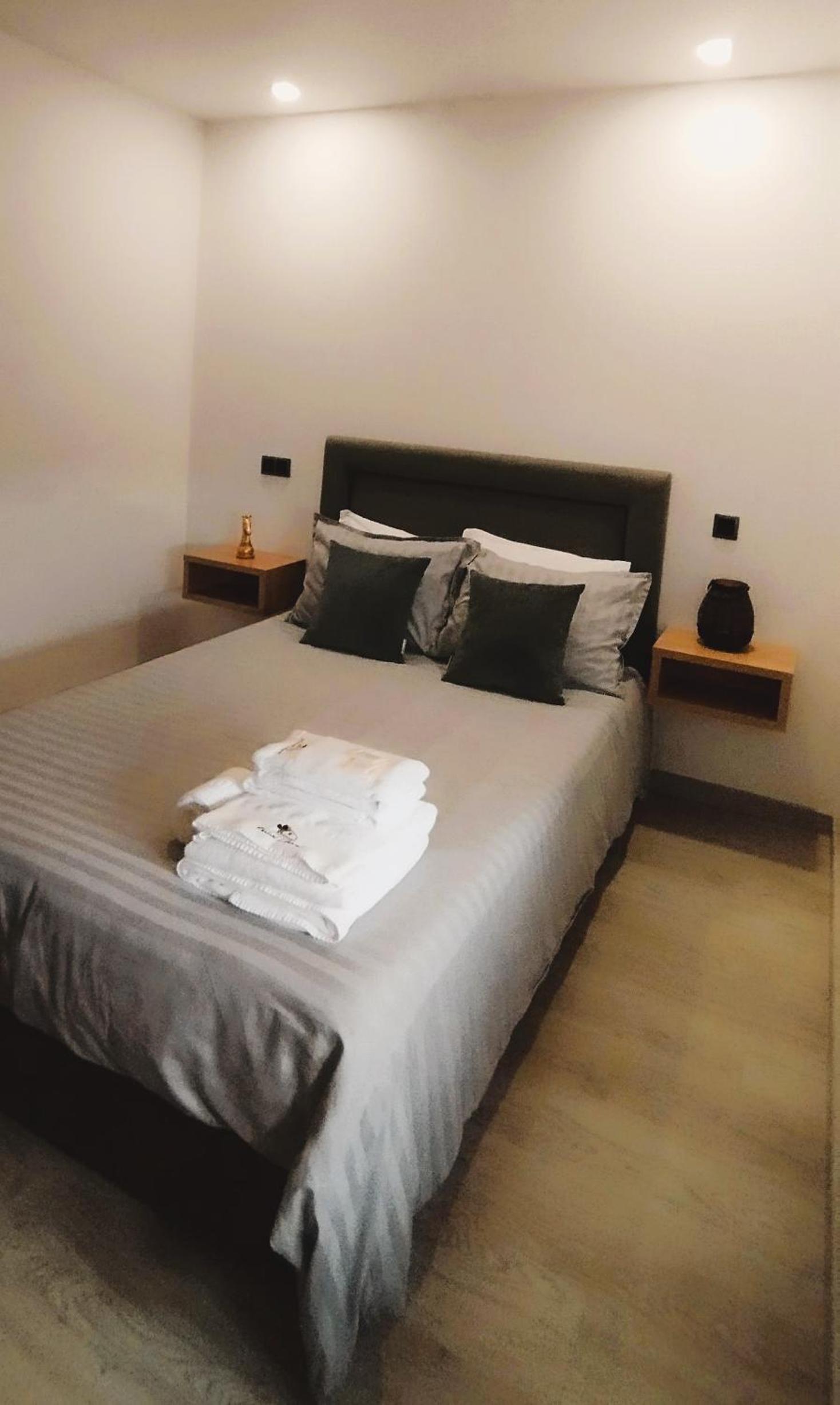 Standard Double Room with Shared Bathroom